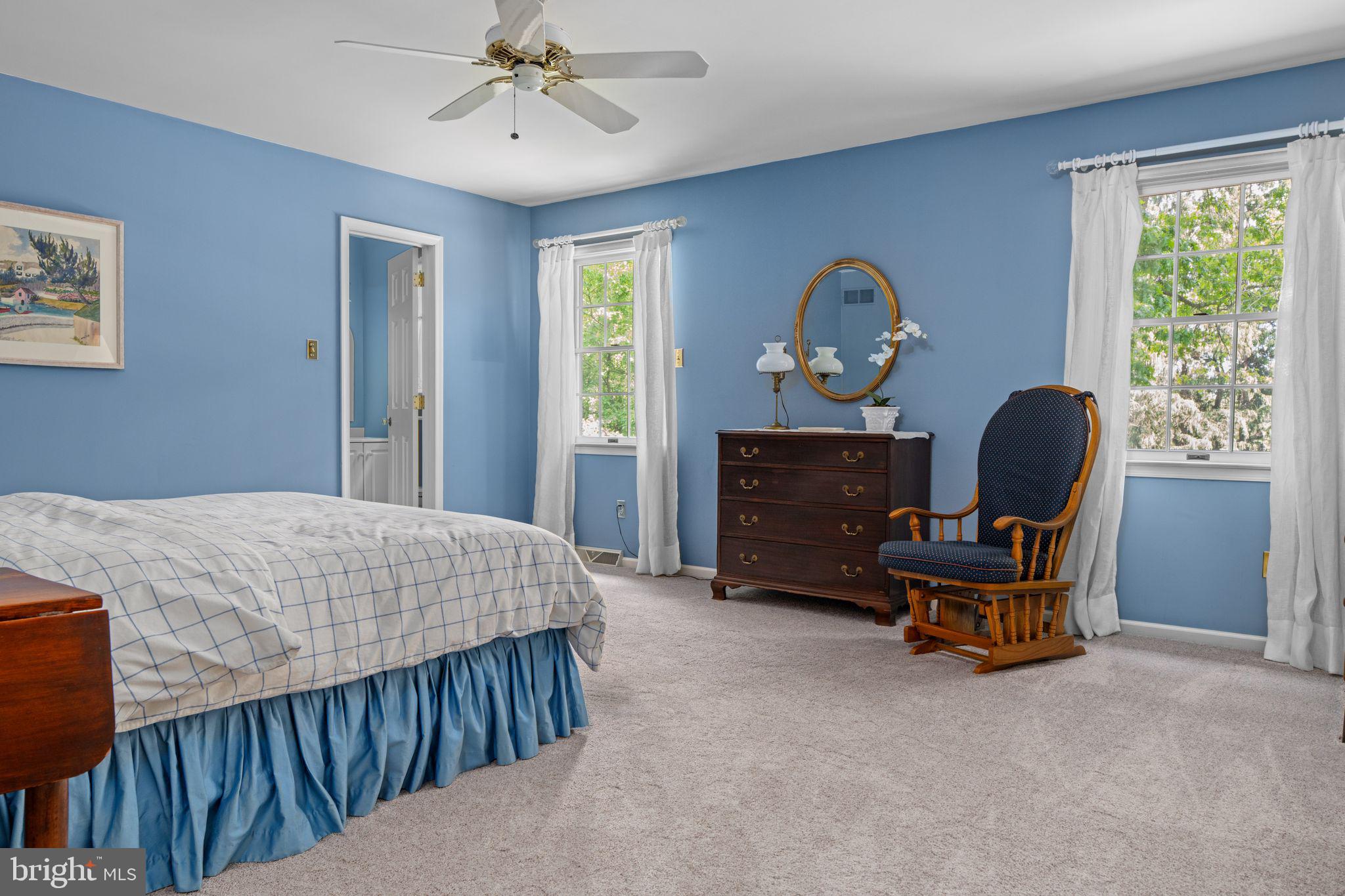 PEBBLE HILL - Residential