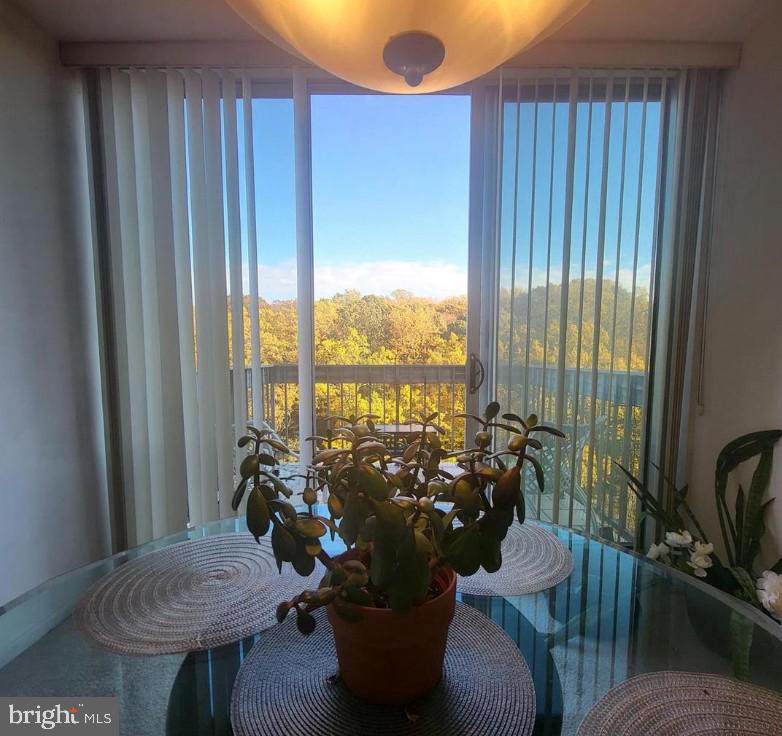3600 CONSHOHOCKEN AVENUE 606
