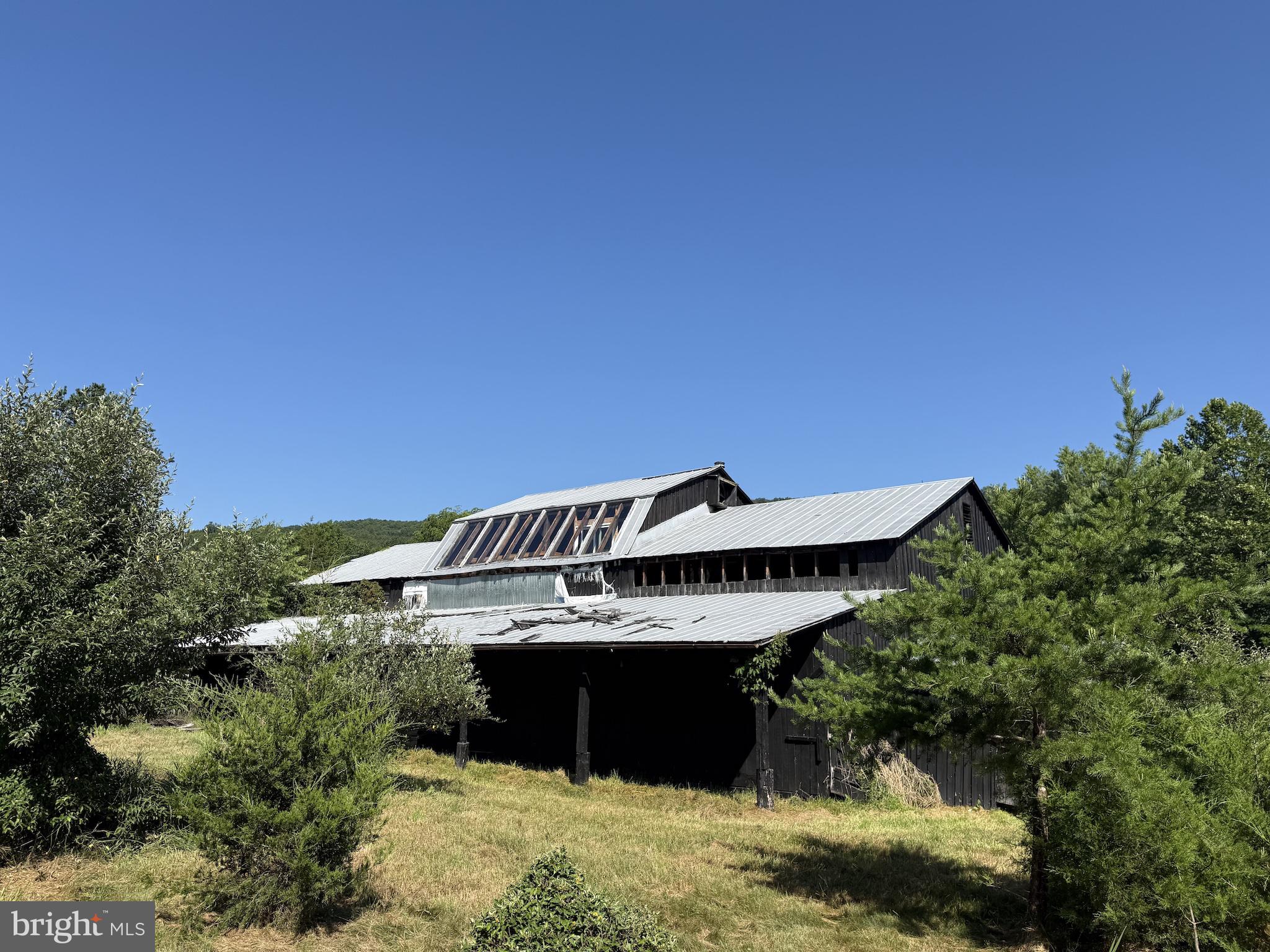 TROUT POND PROPERTY OWNERS ASSOCIATION - Residential