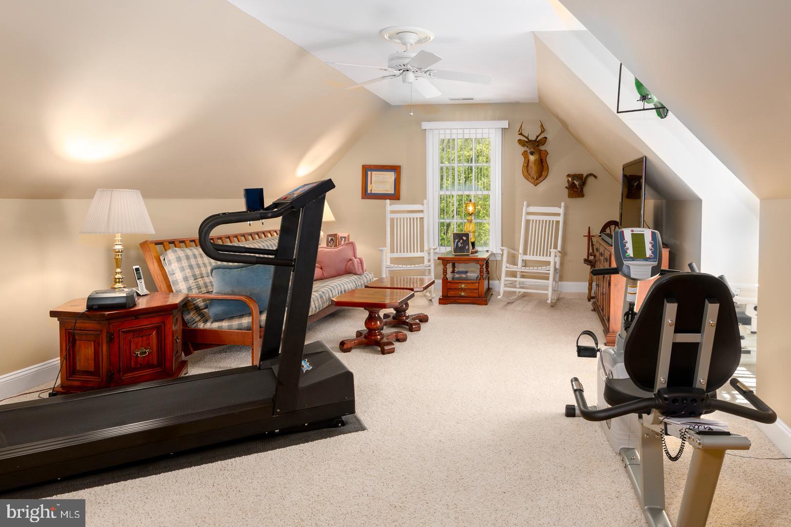 EASTON - Residential