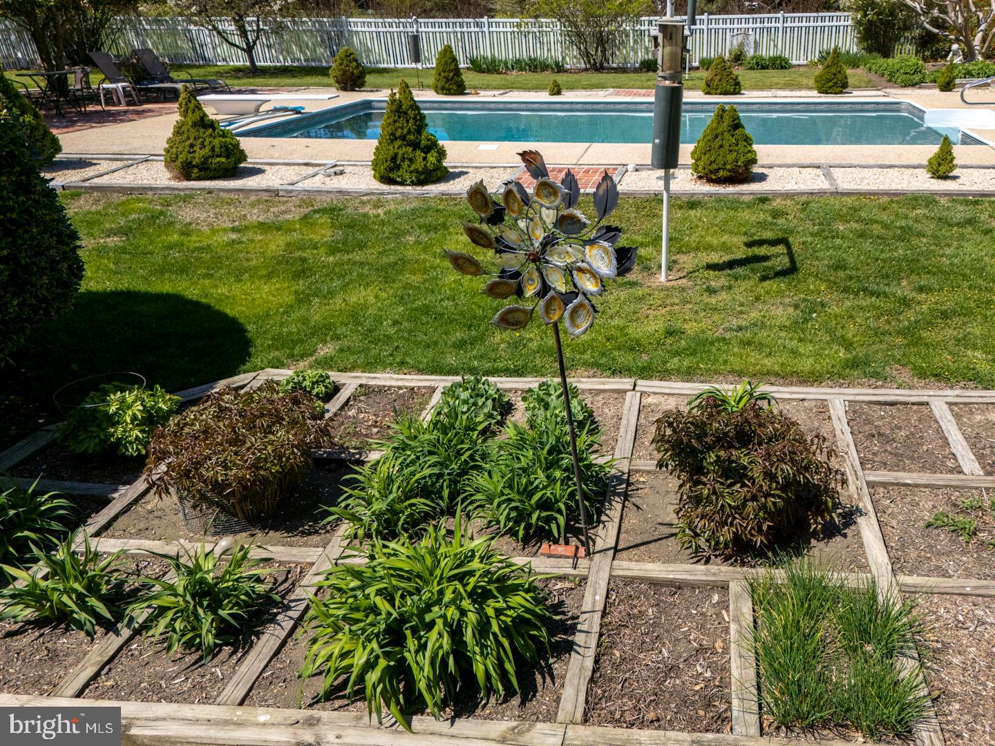 EASTON - Residential