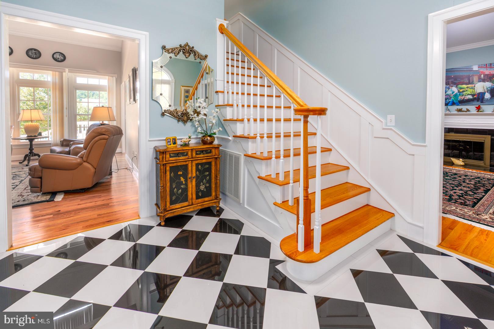 EASTON - Residential