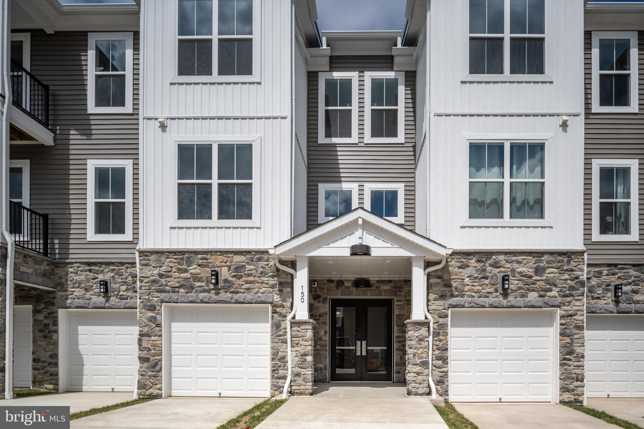 19 ARTEMISIA WAY 101