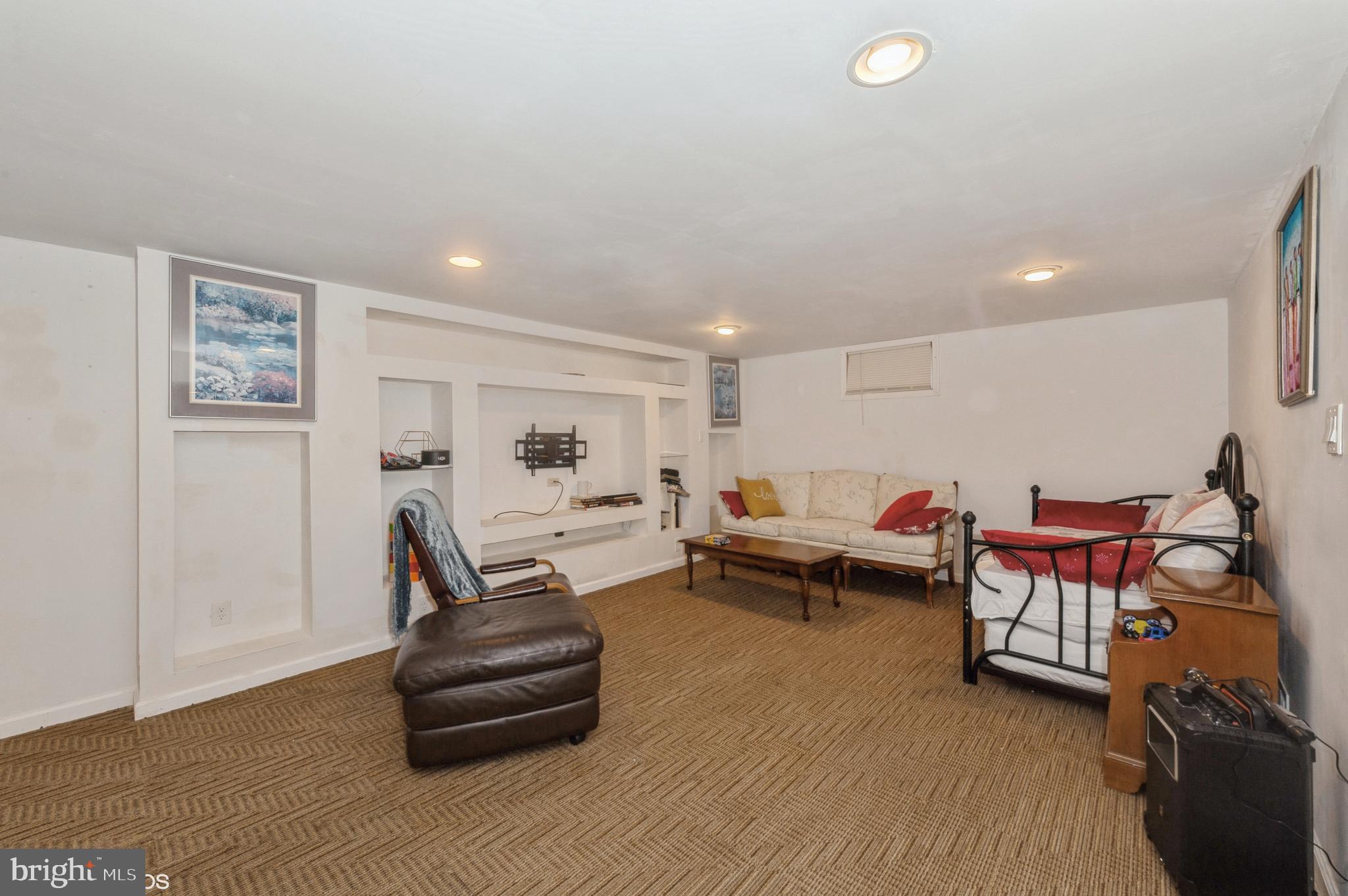 RANDALL RIDGE - Residential