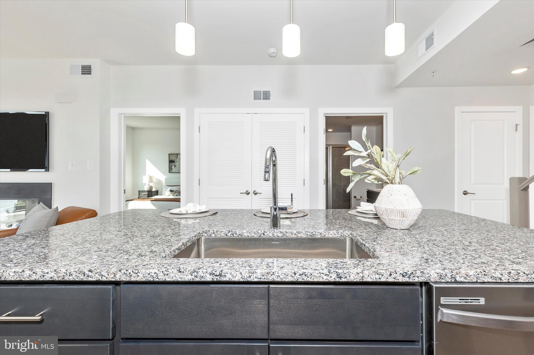 GAMBRILL GLENN - Residential