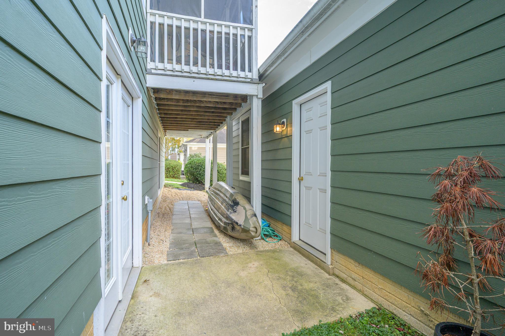 COURTS OF ST FRANCIS - Residential