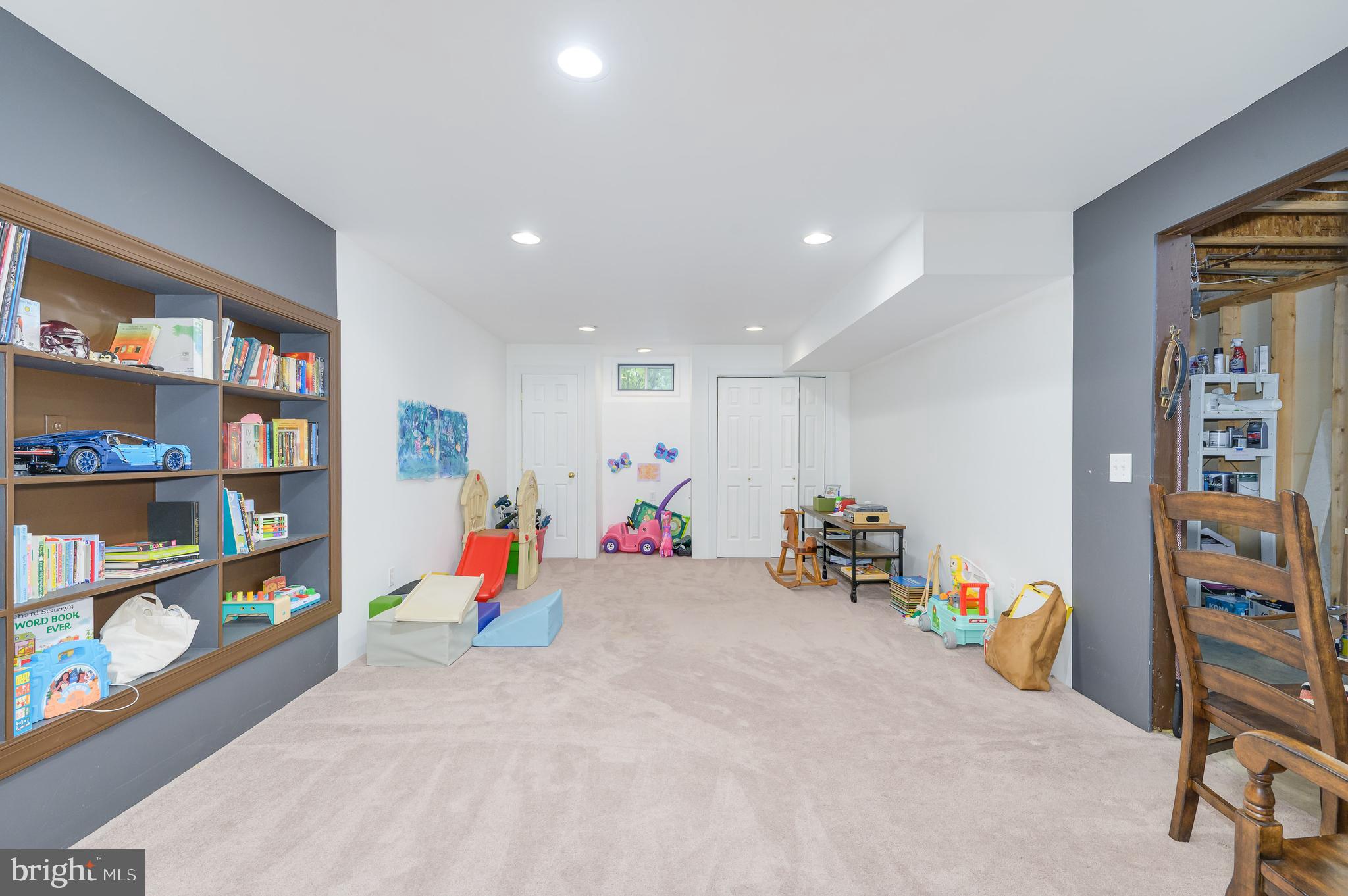 COURTS OF ST FRANCIS - Residential