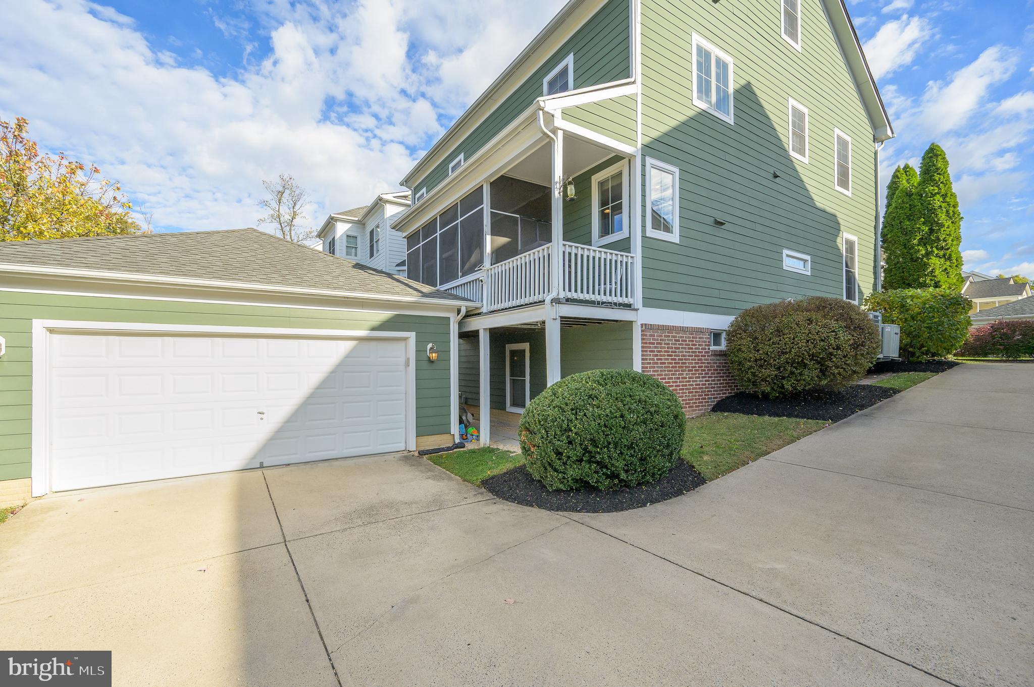 COURTS OF ST FRANCIS - Residential