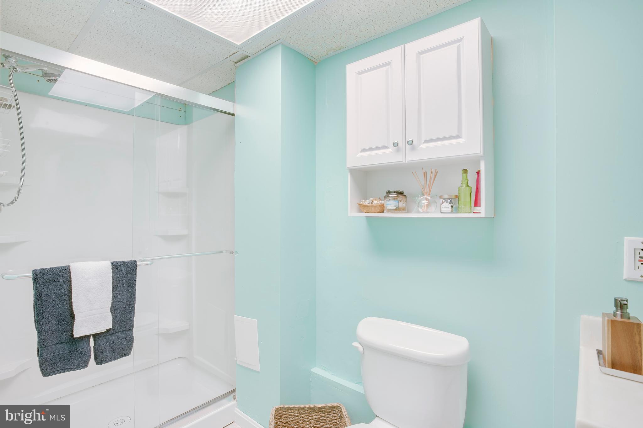 COLONIAL GARDENS - Residential