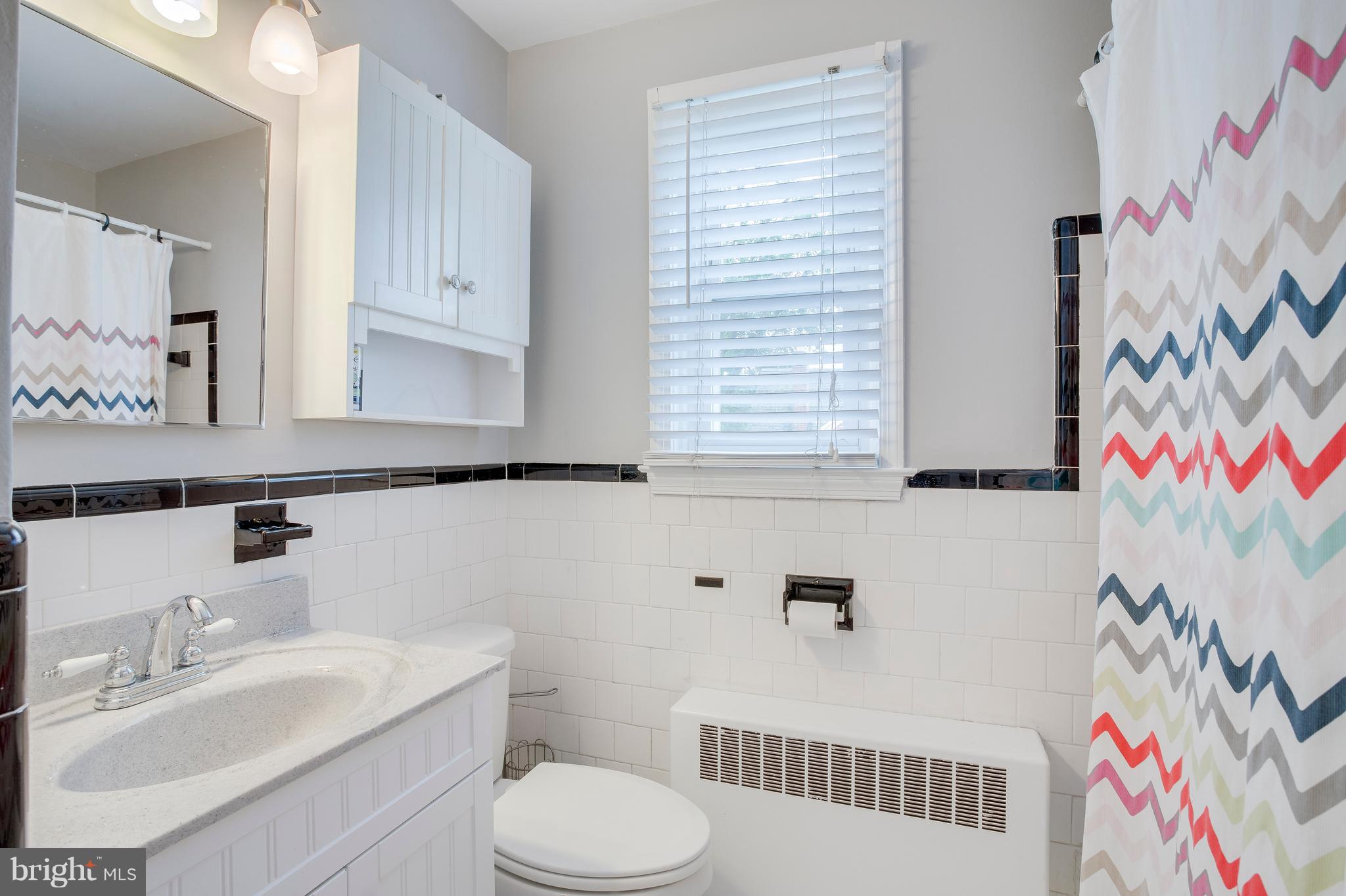 COLONIAL GARDENS - Residential