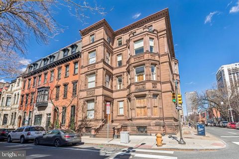 Condo For Rent - 2101 Spruce Street #2R<br/> PHILADELPHIA, PA 19103