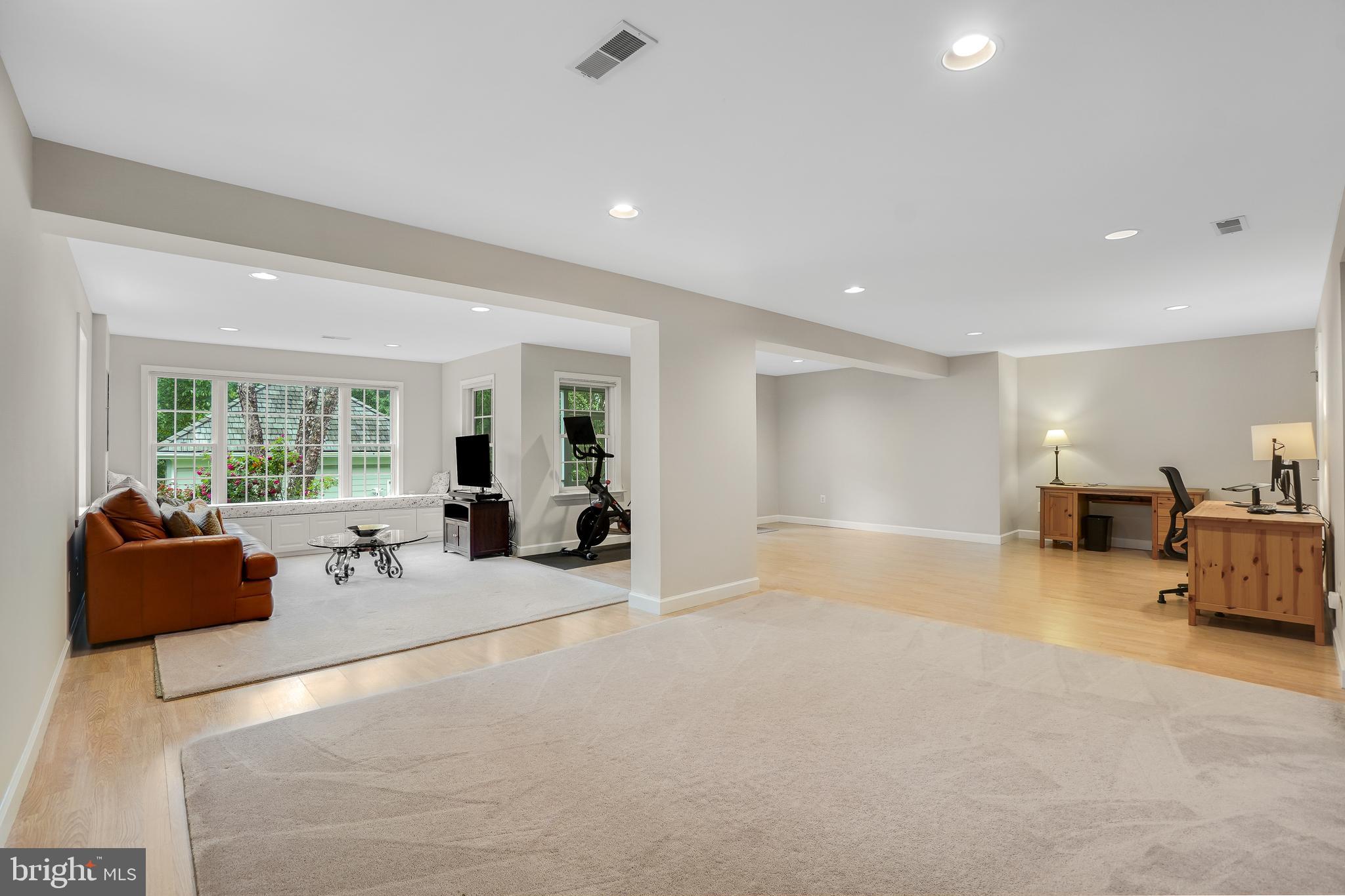 KENTLANDS HILL DISTRICT - Residential