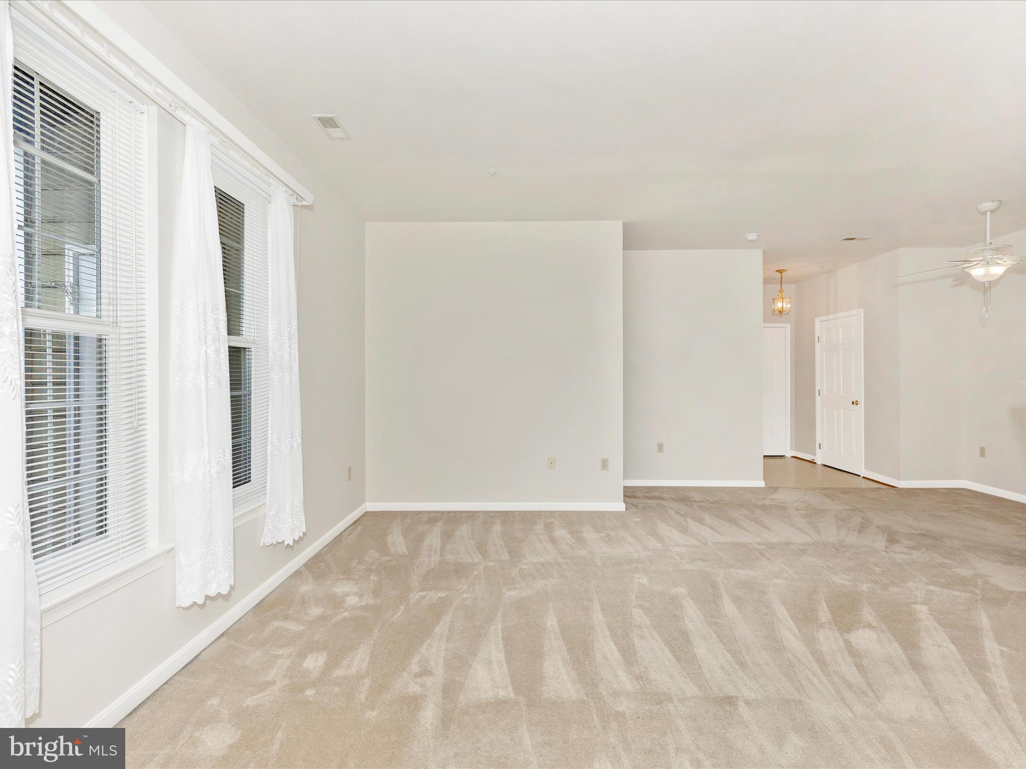 WATERSIDE - Residential