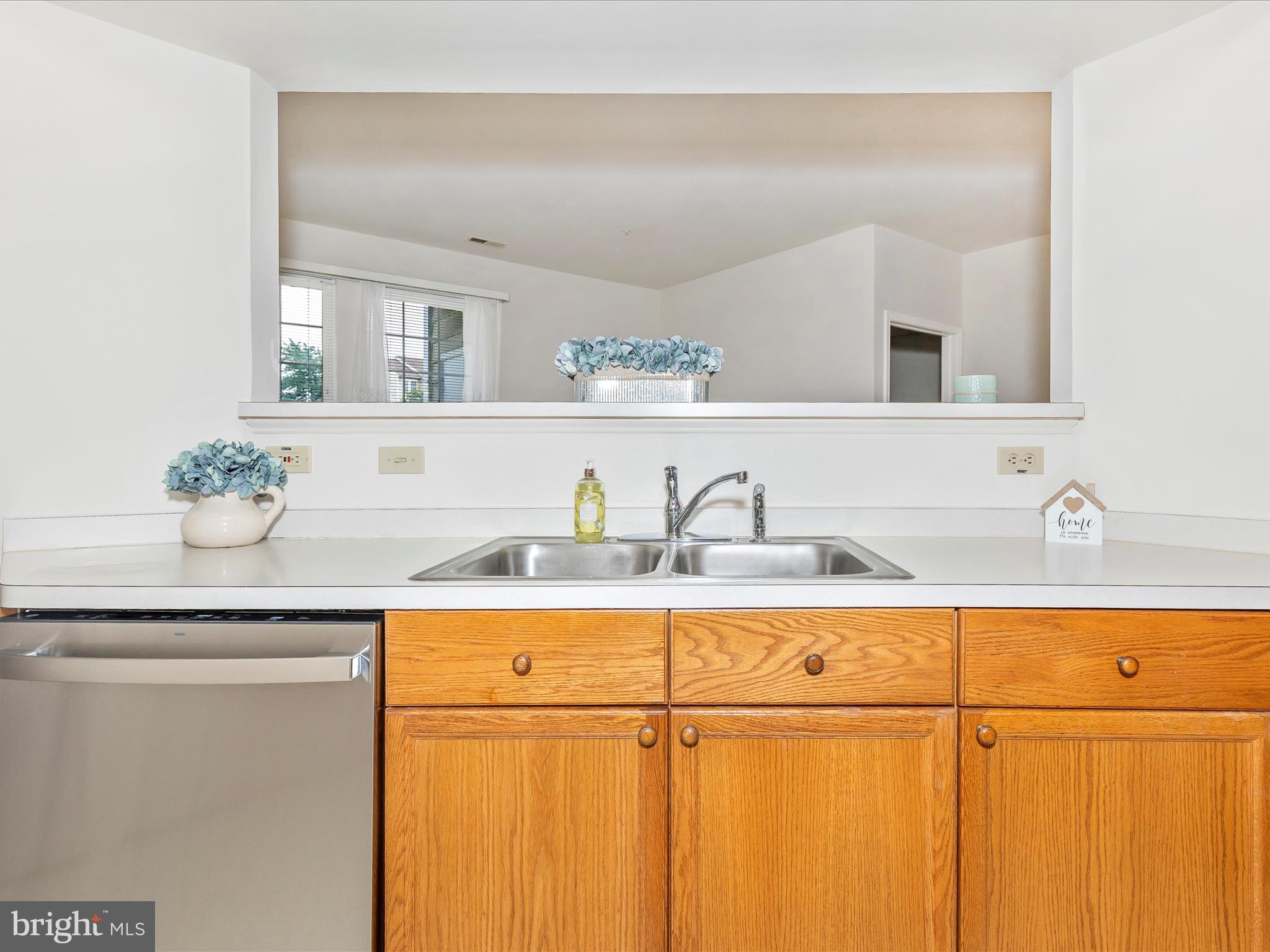 WATERSIDE - Residential