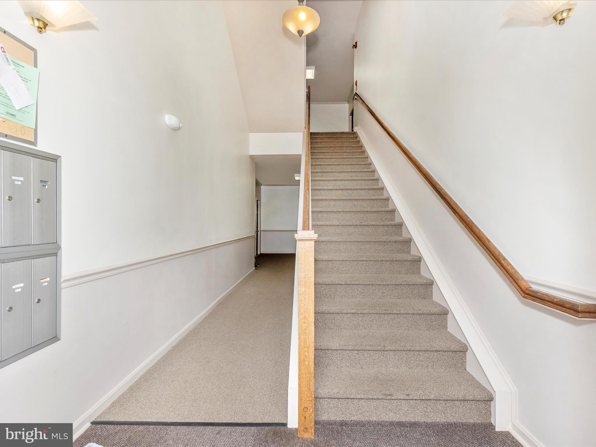 WATERSIDE - Residential