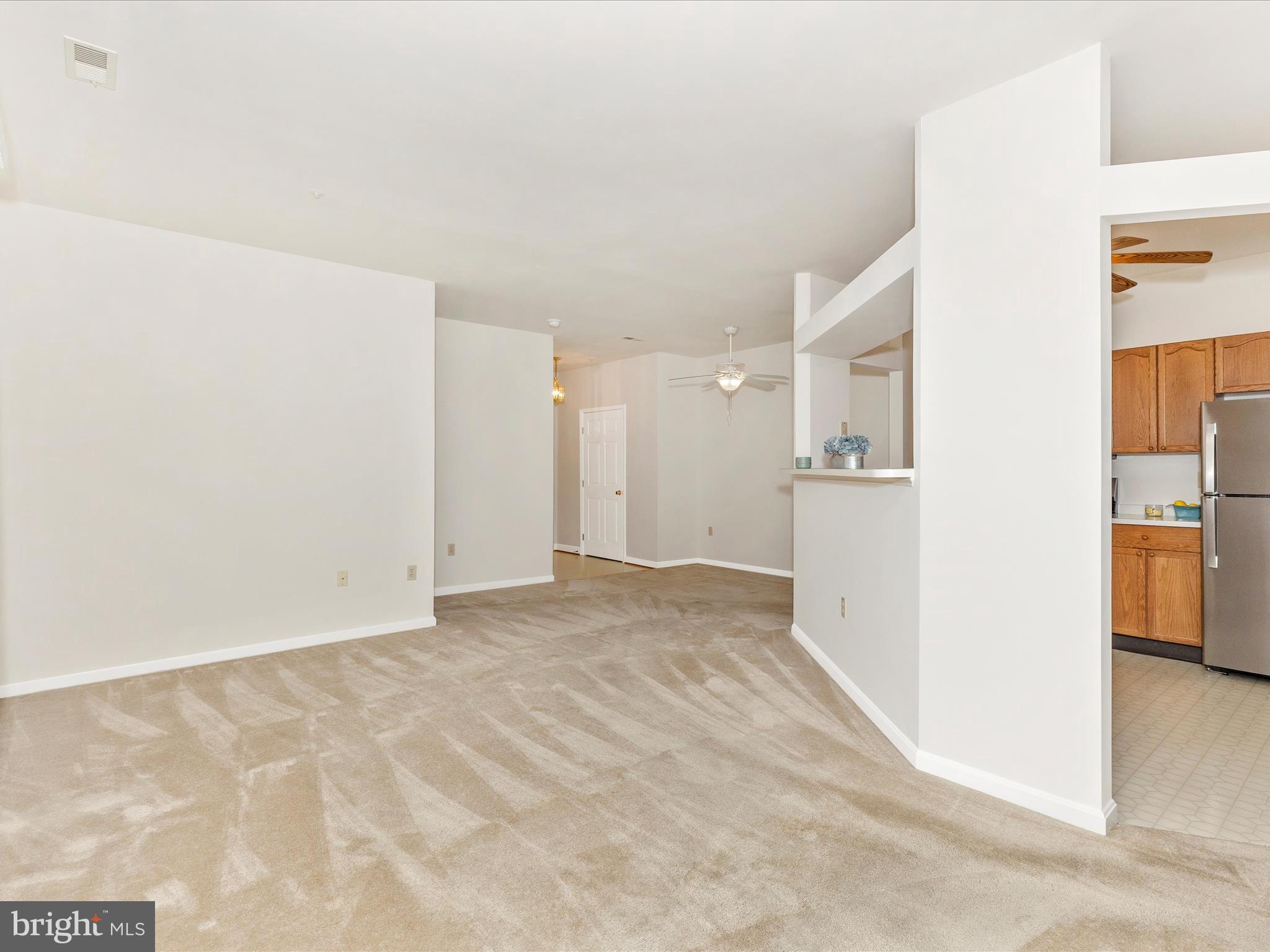 WATERSIDE - Residential