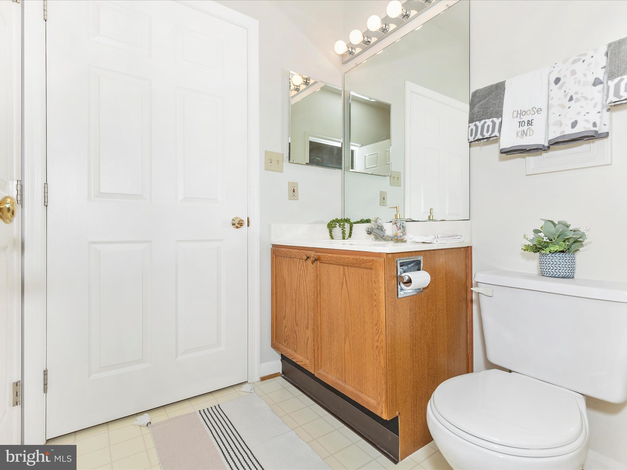 WATERSIDE - Residential