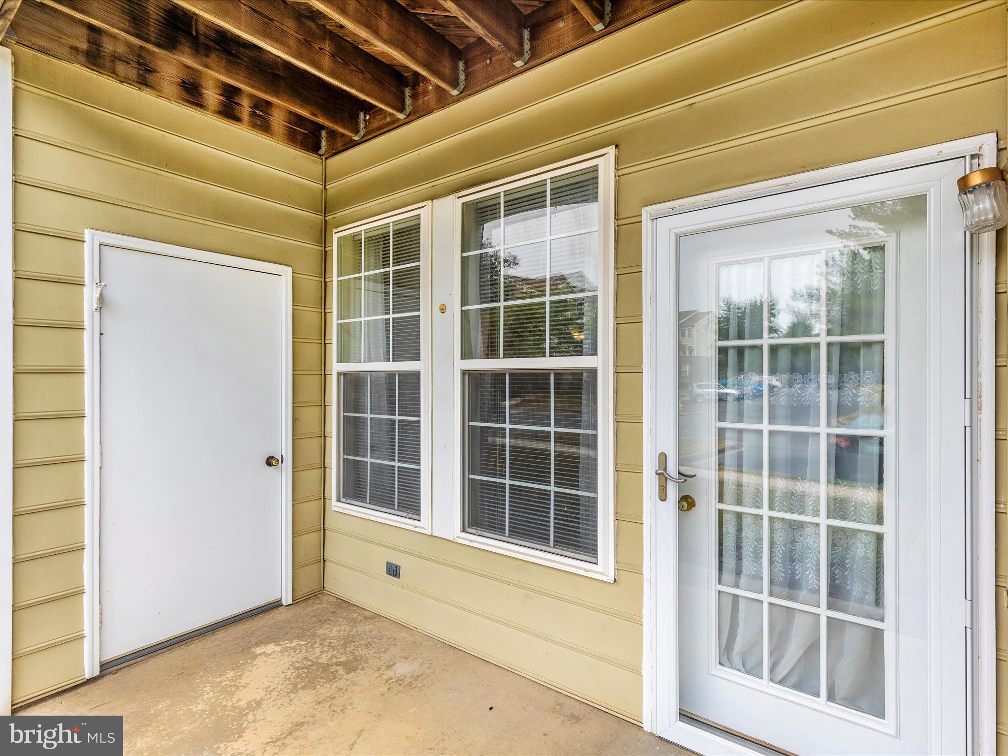 WATERSIDE - Residential