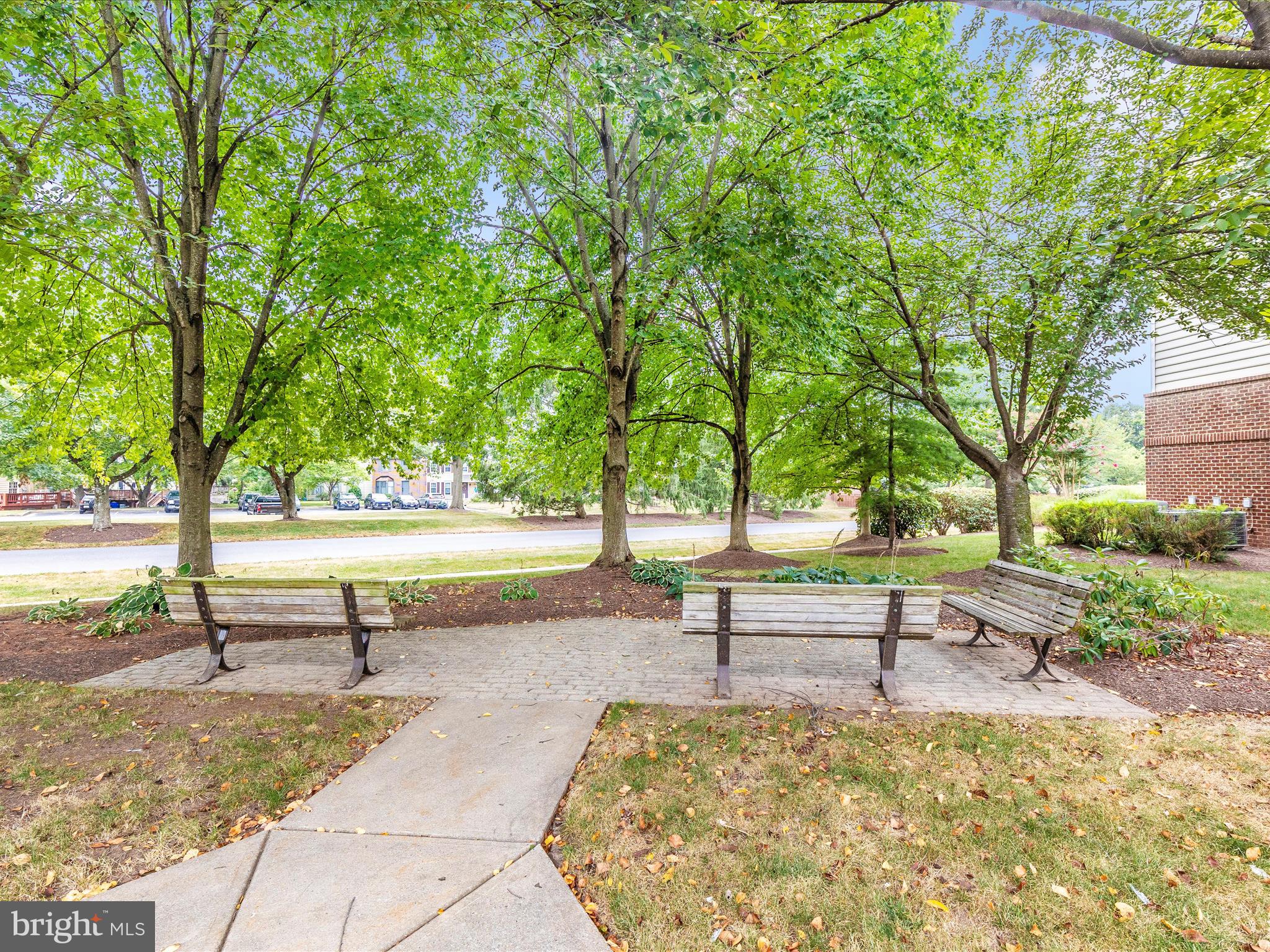 WATERSIDE - Residential