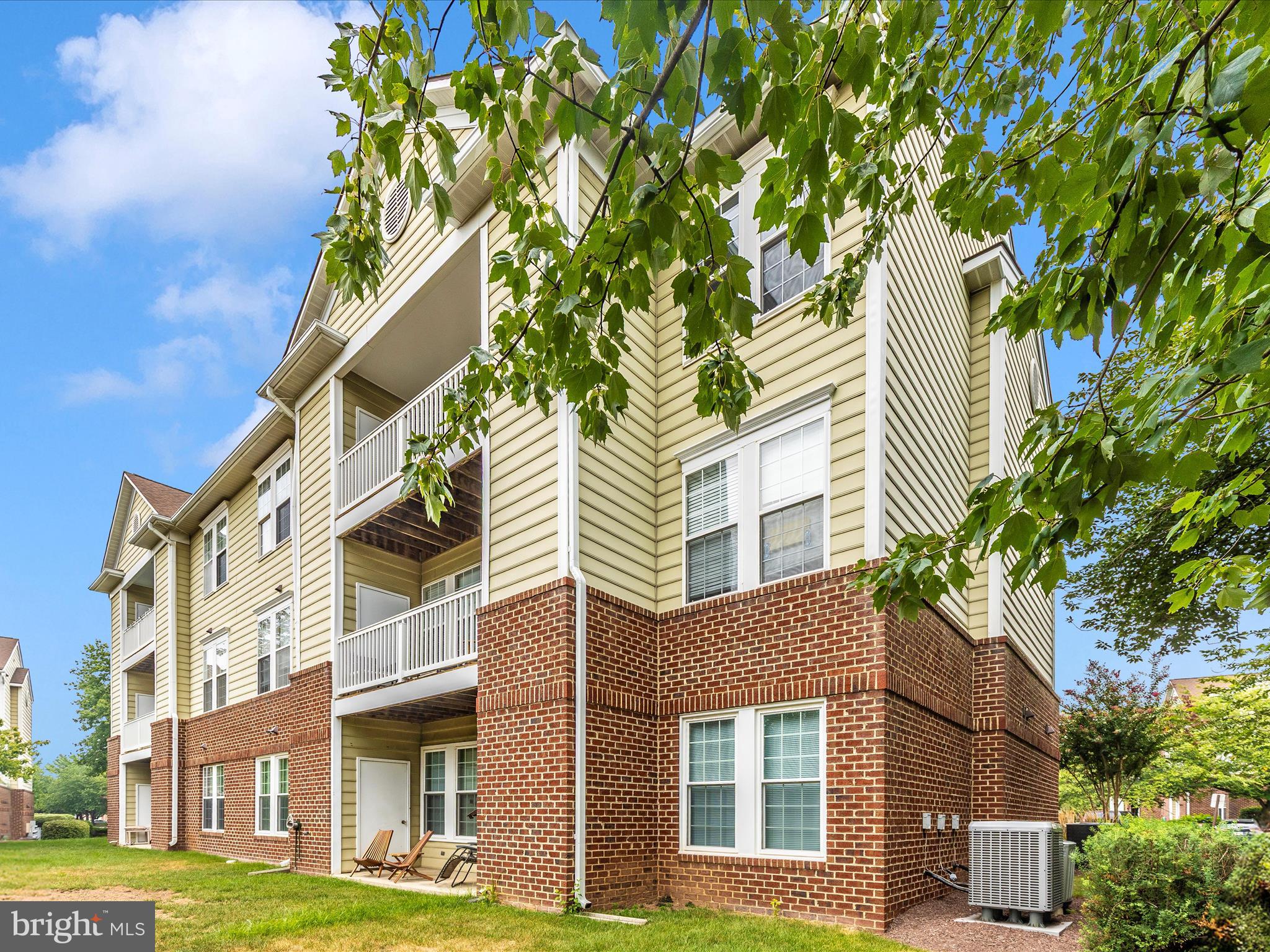 WATERSIDE - Residential