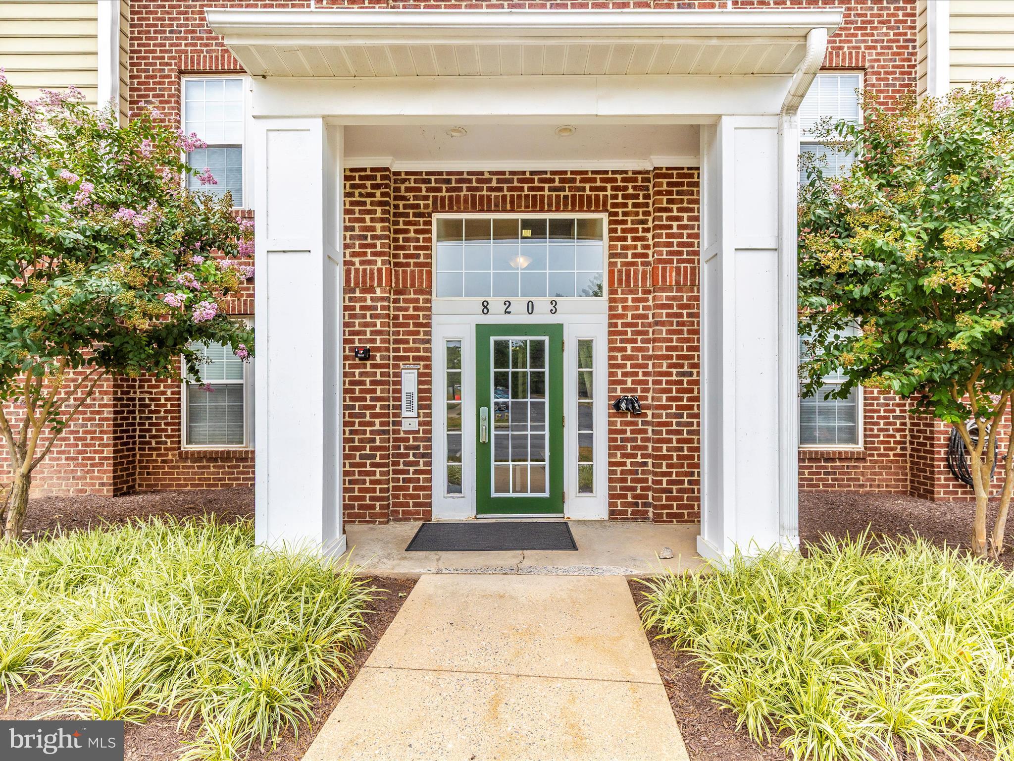 WATERSIDE - Residential