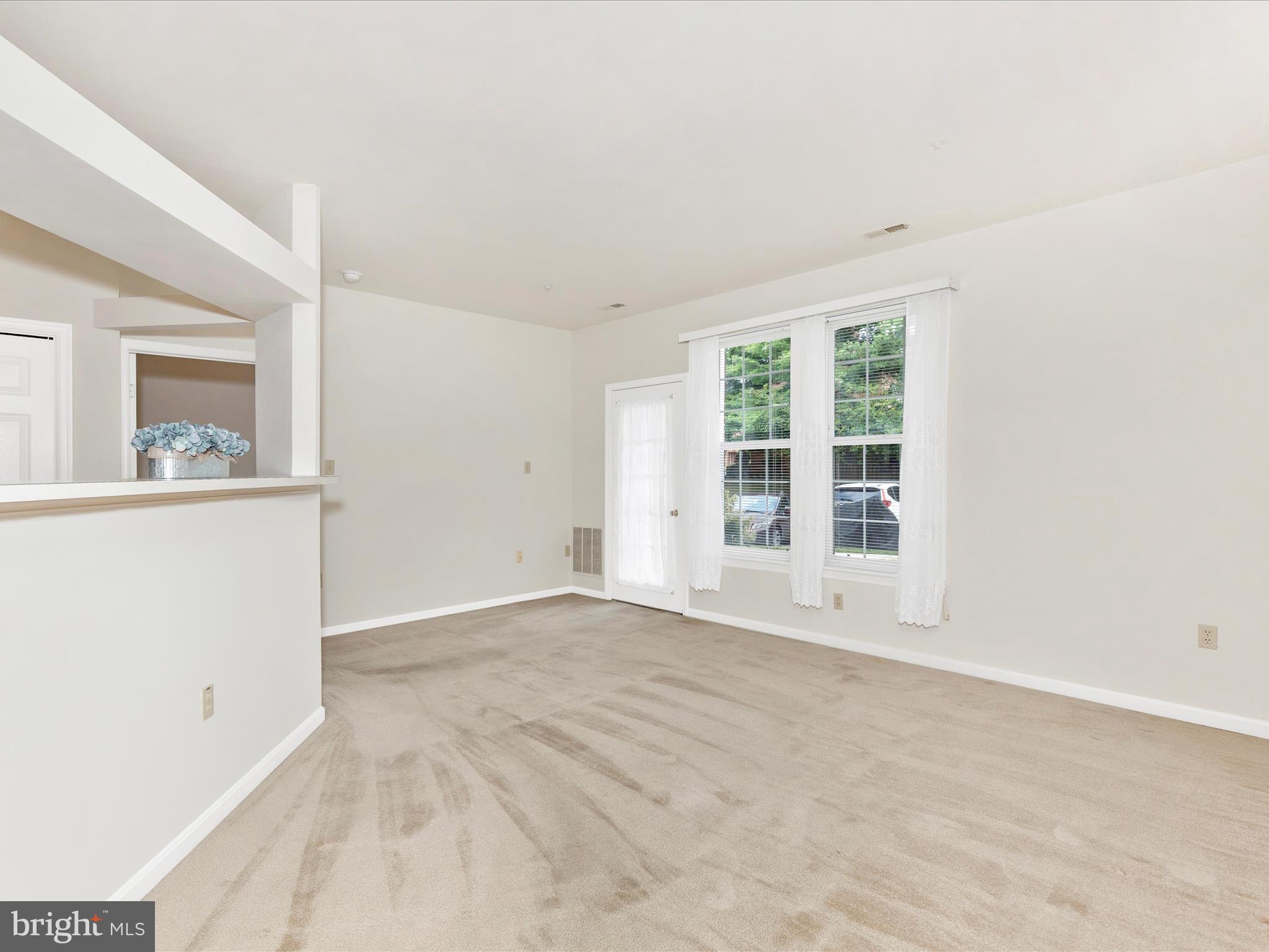 WATERSIDE - Residential