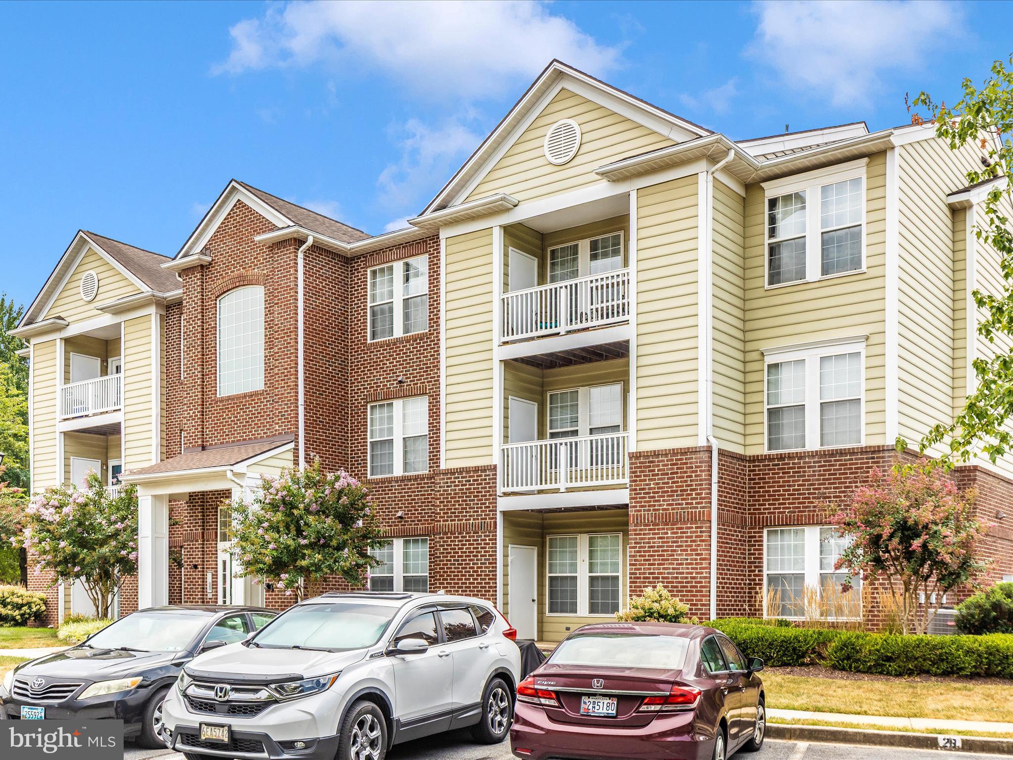 WATERSIDE - Residential