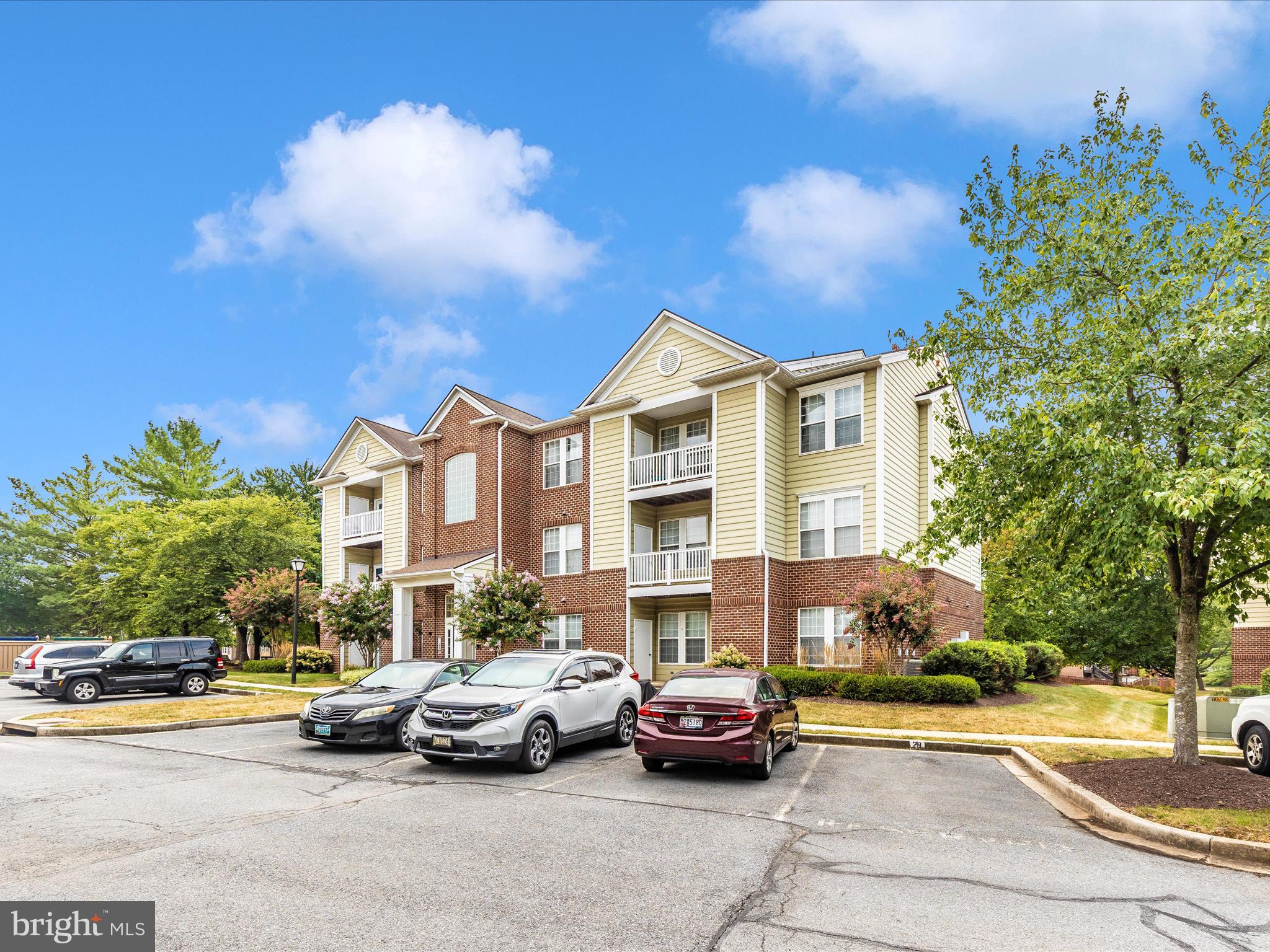 WATERSIDE - Residential