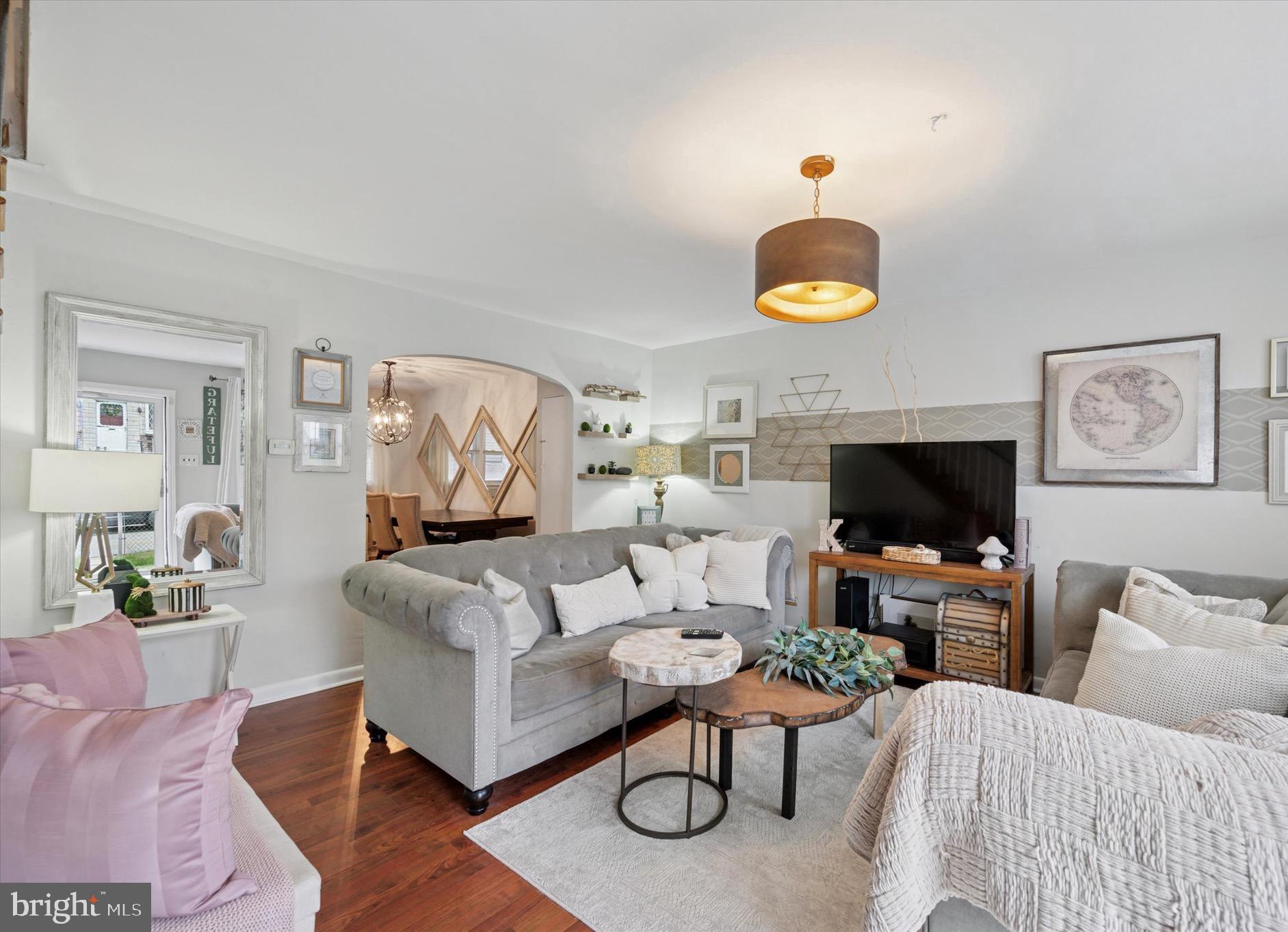 LAWNCREST - Residential