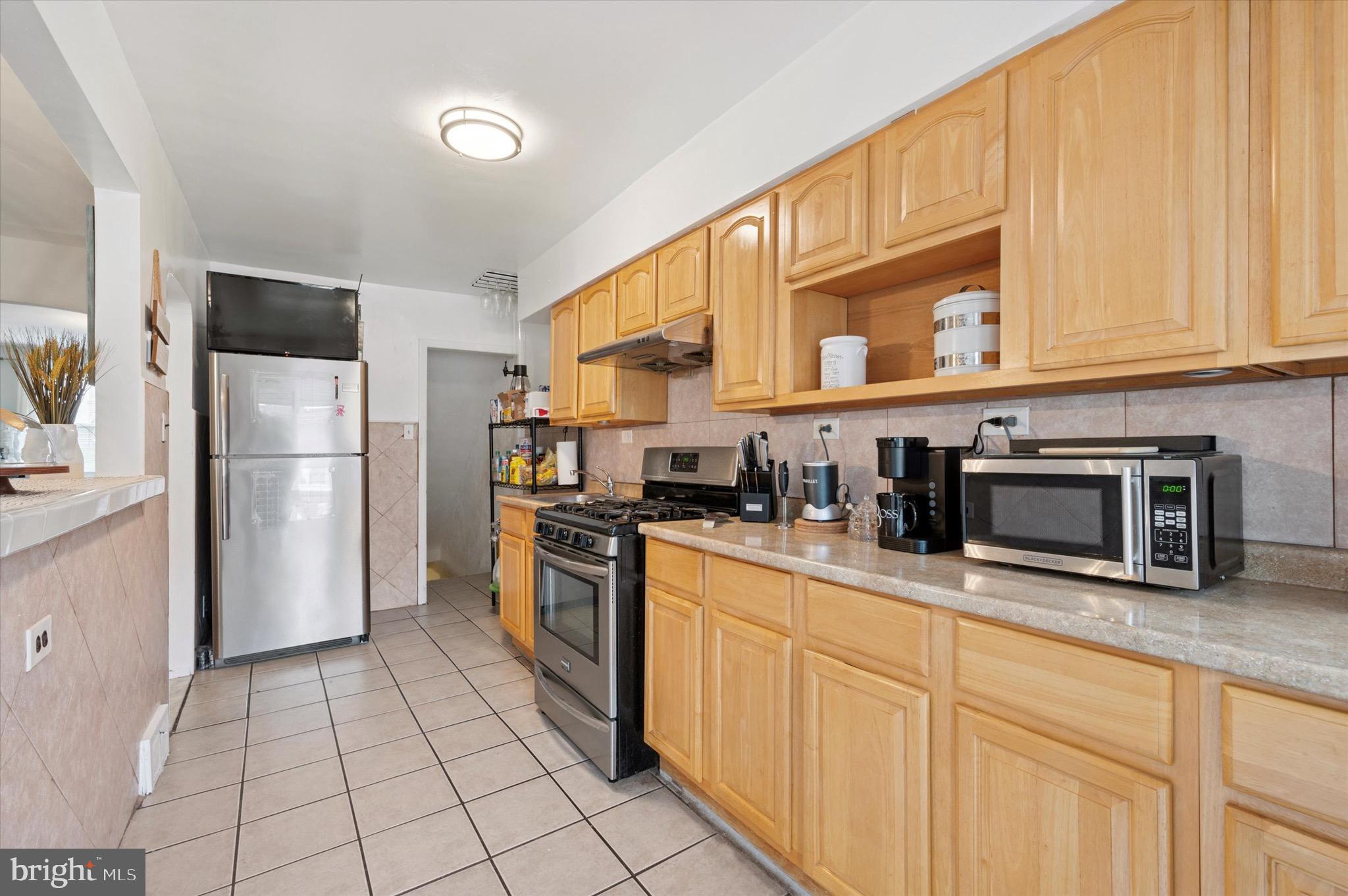 LAWNCREST - Residential