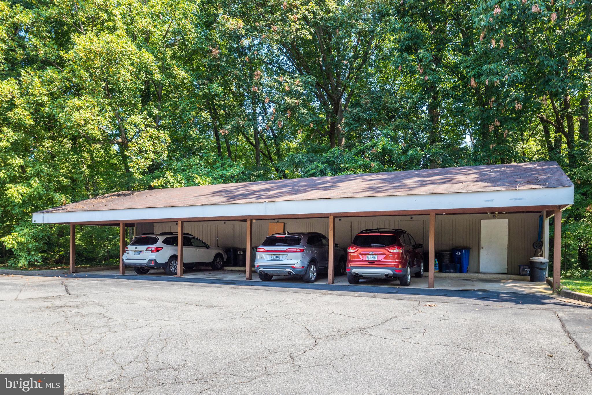 RESTON - Residential