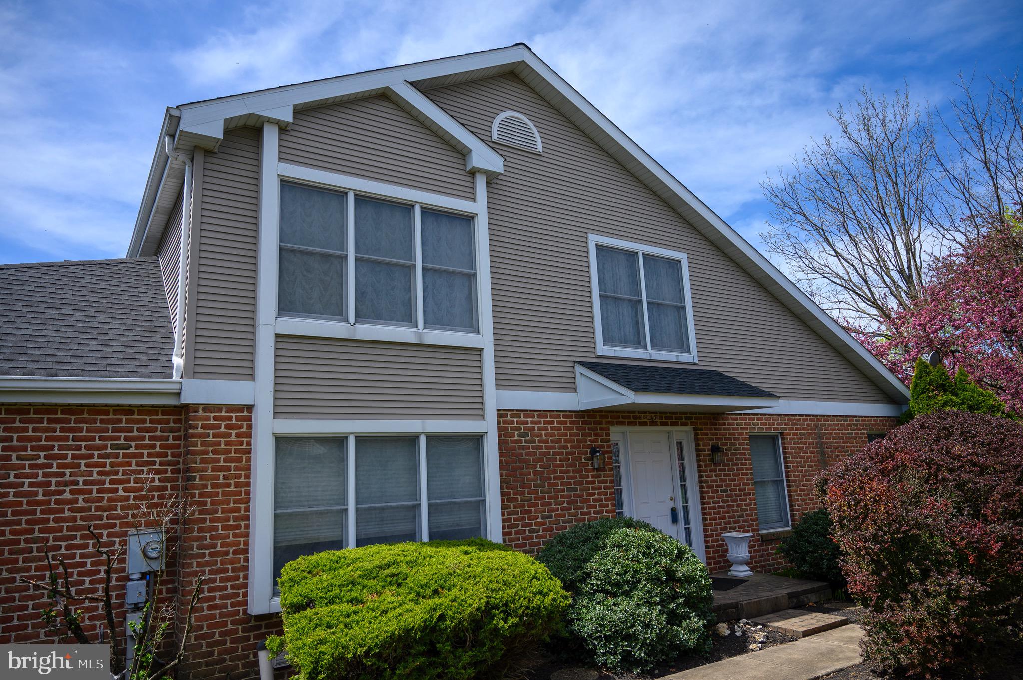 141 STONE HEDGE COURT