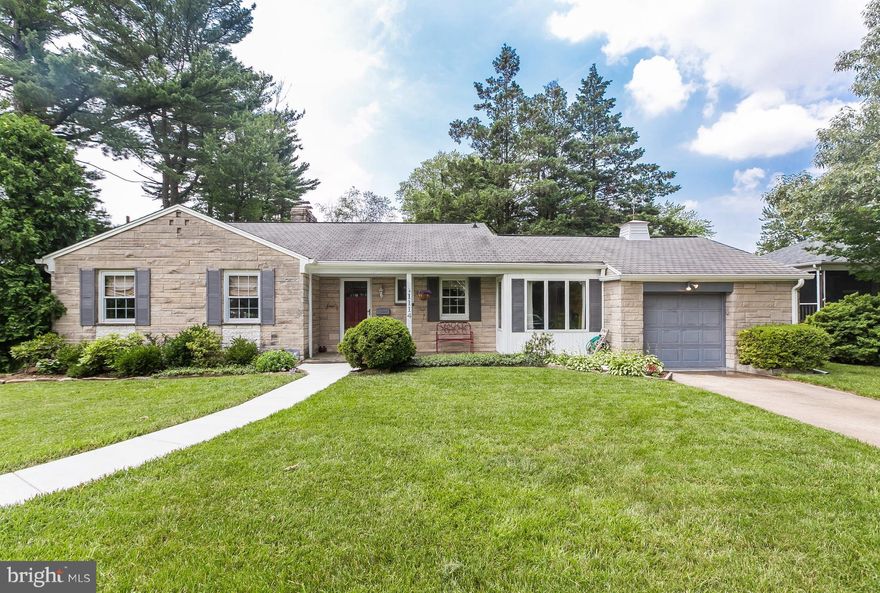 SPACIOUS STONE RANCHER WITH GARAGE ACROSS FROM COUNTRY CLUB OF MD.  OPEN LIVING ROOM & DINING ROOM, KITCHEN TABLE AREA, 2 WOOD BURNING FIREPLACES.  HUGE LOWER LEVEL REC ROOM, WET BAR, BEDROOM AND FULL "RETRO" BATH.  DECK OVERLOOKS PRIVATE BACKYARD WITH MATURE LANDSCAPING.  GREAT HOUSE FOR ENTERTAINING! NEW WINDOWS IN LR/DR, H20 '17  1 YEAR HMS HOME WARRANTY INCLUDED!!