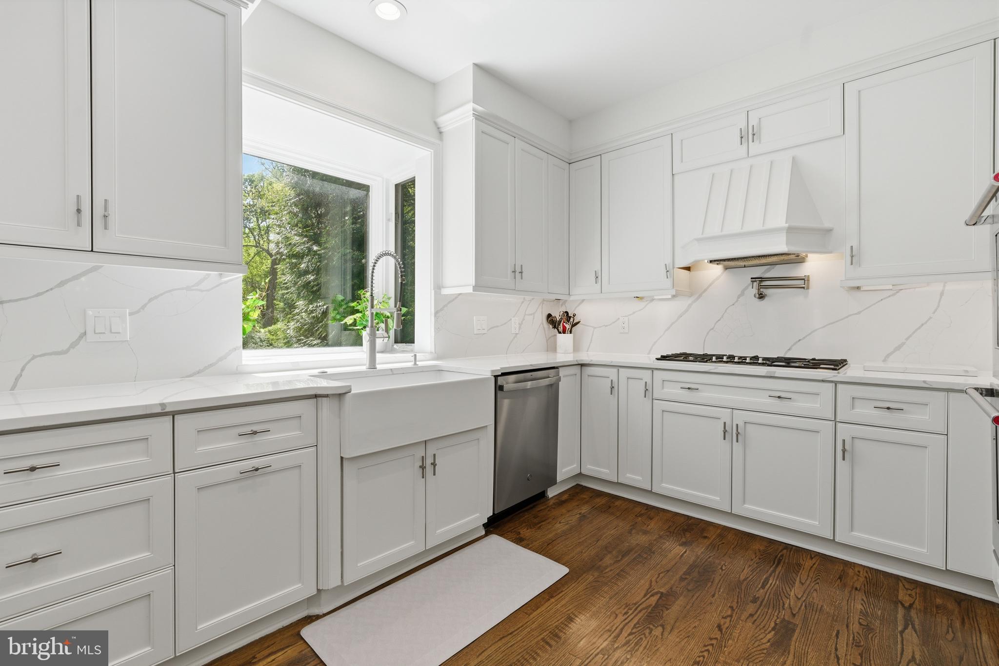 NORTHWOOD - Residential