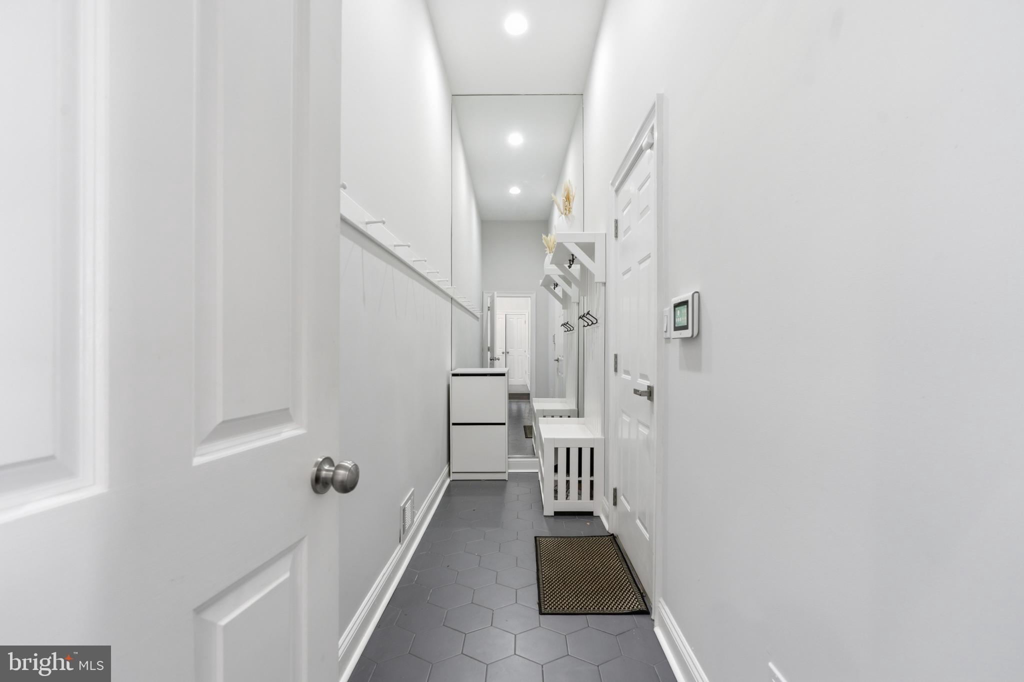 NORTHWOOD - Residential