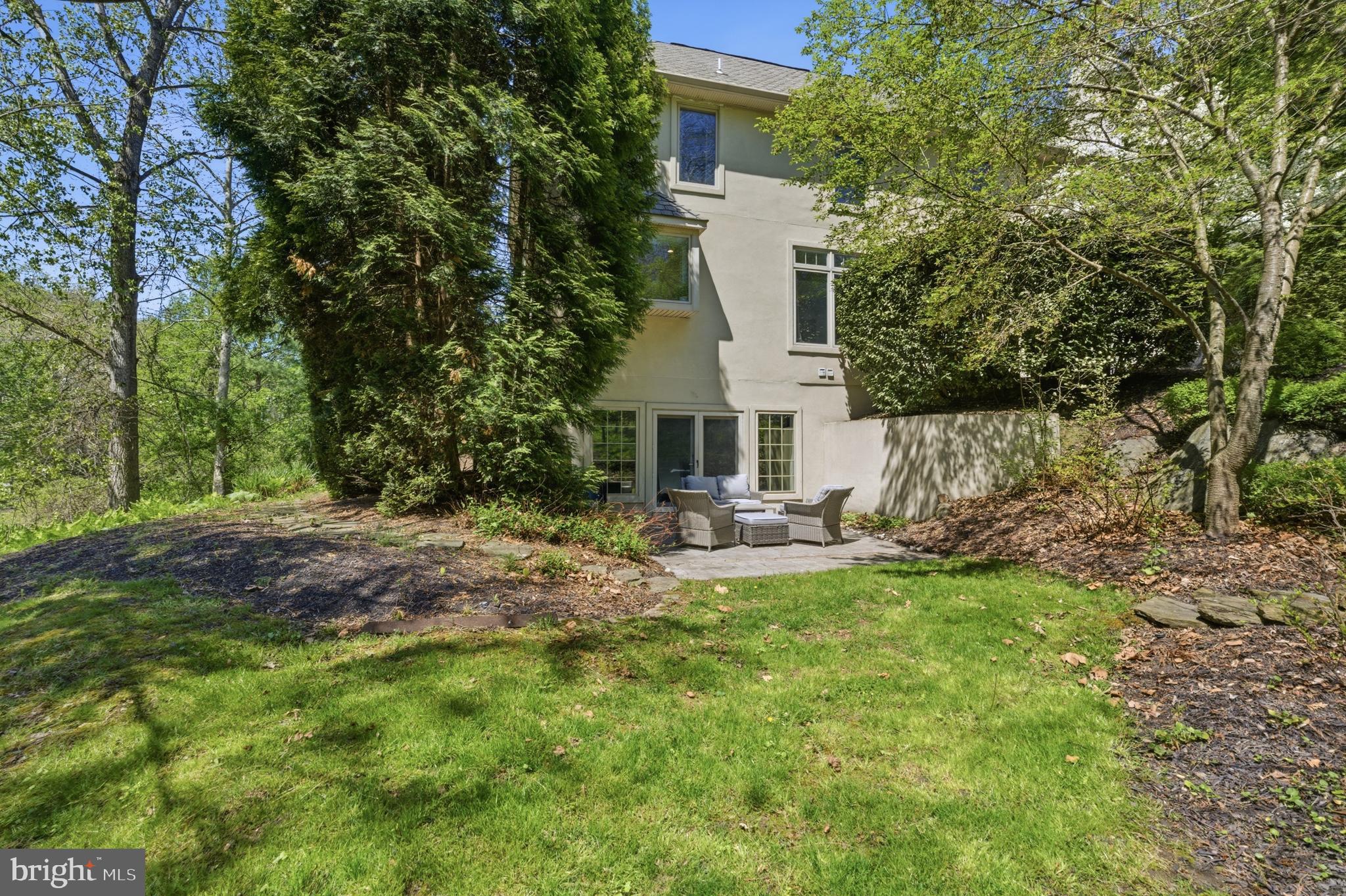 NORTHWOOD - Residential