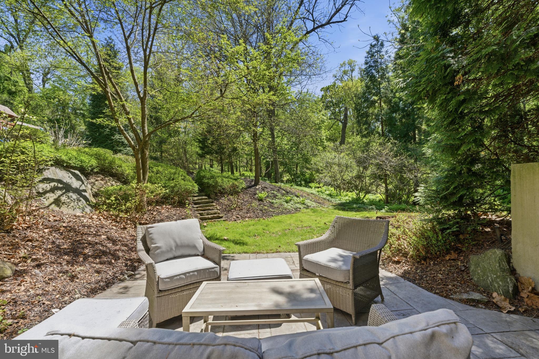 NORTHWOOD - Residential