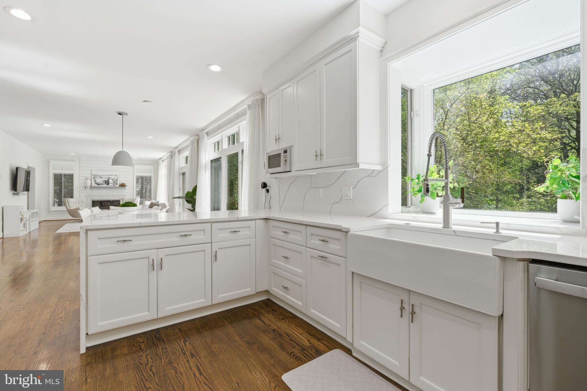 NORTHWOOD - Residential