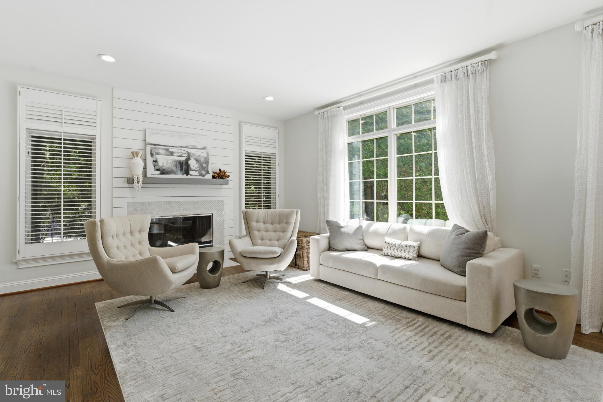 NORTHWOOD - Residential