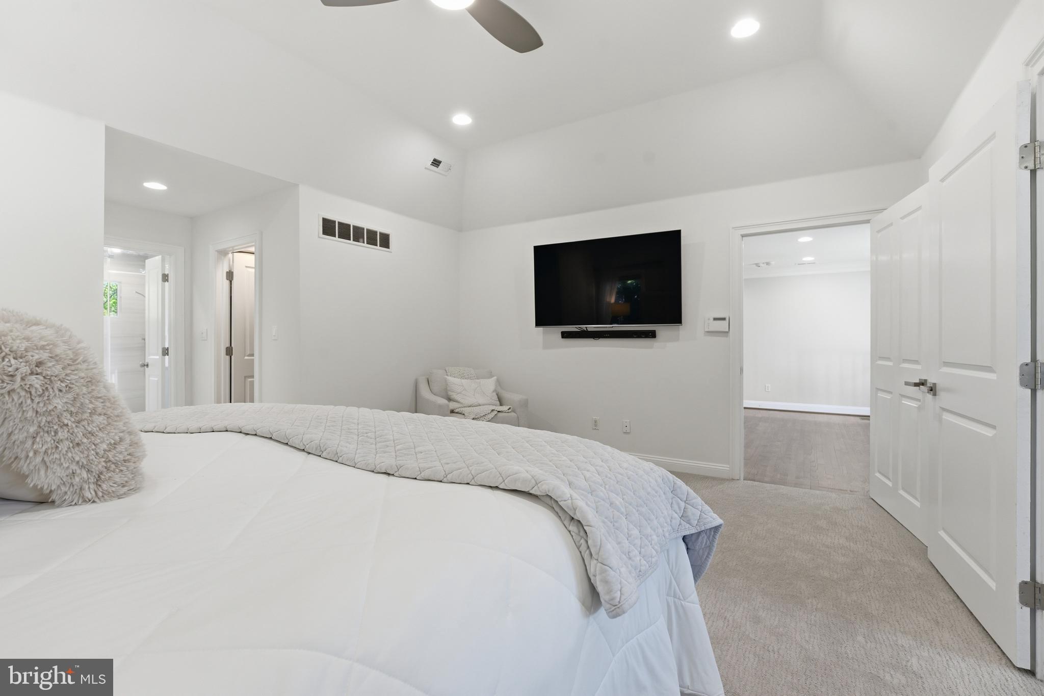 NORTHWOOD - Residential