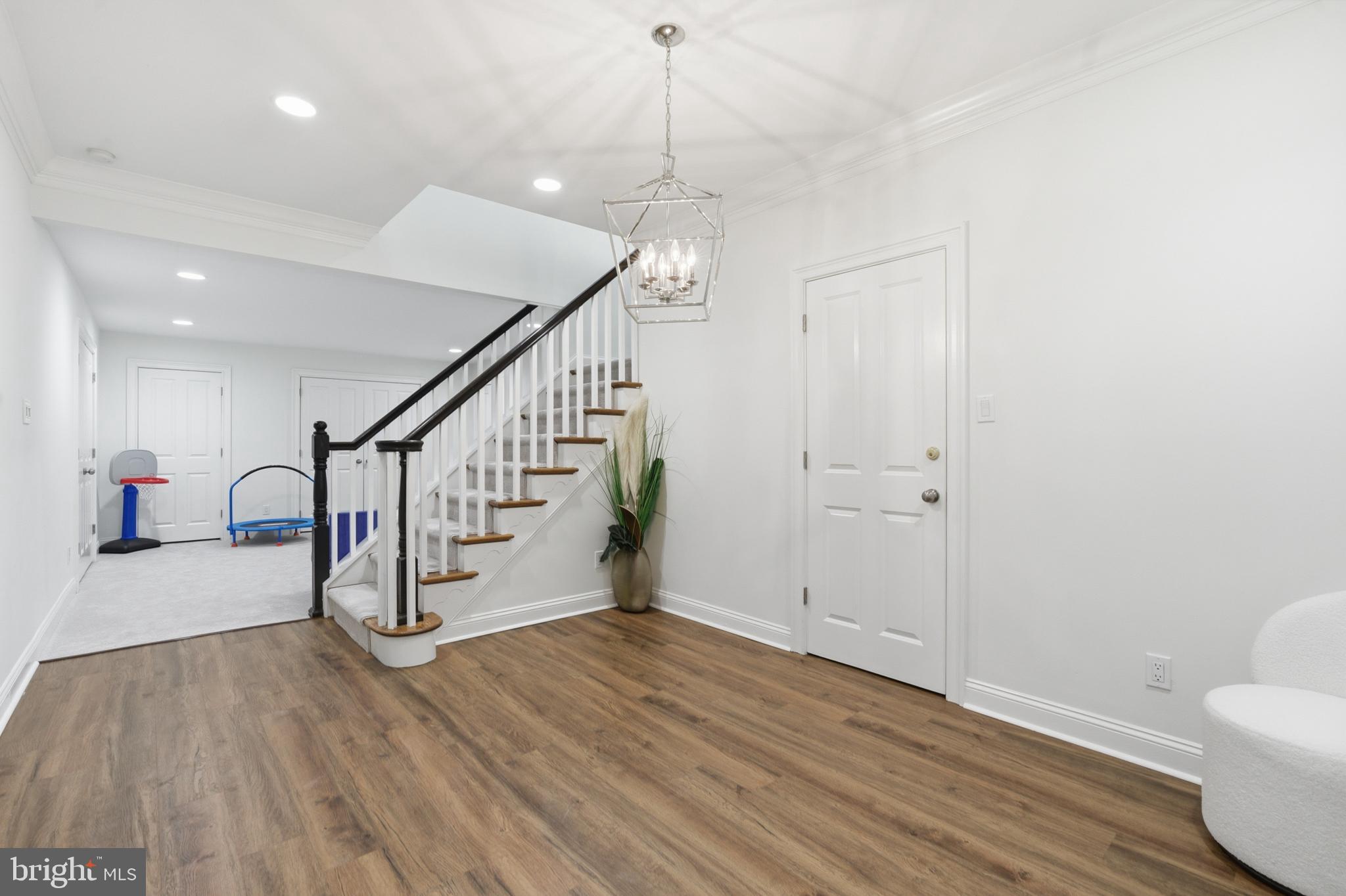 NORTHWOOD - Residential