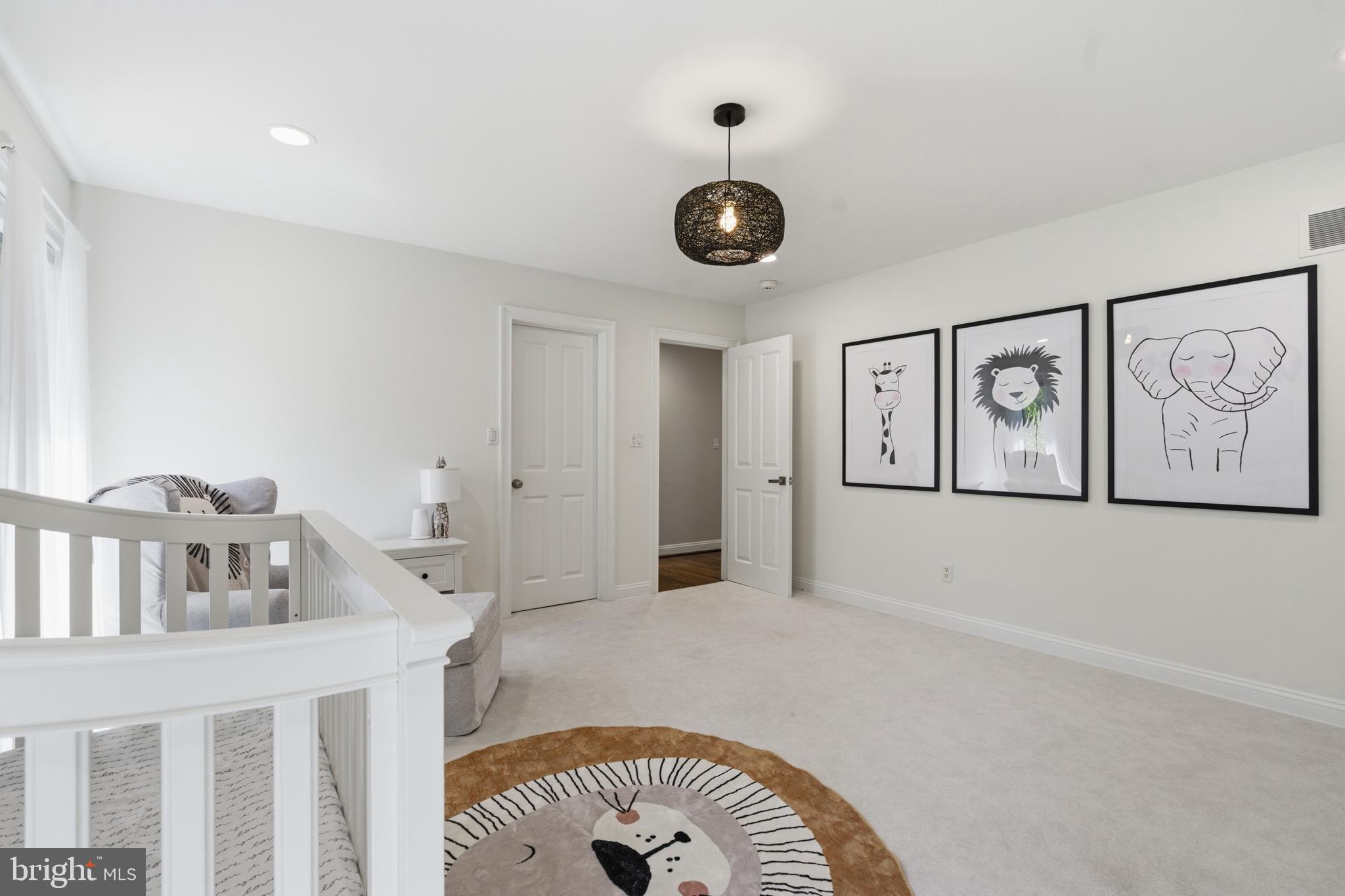 NORTHWOOD - Residential