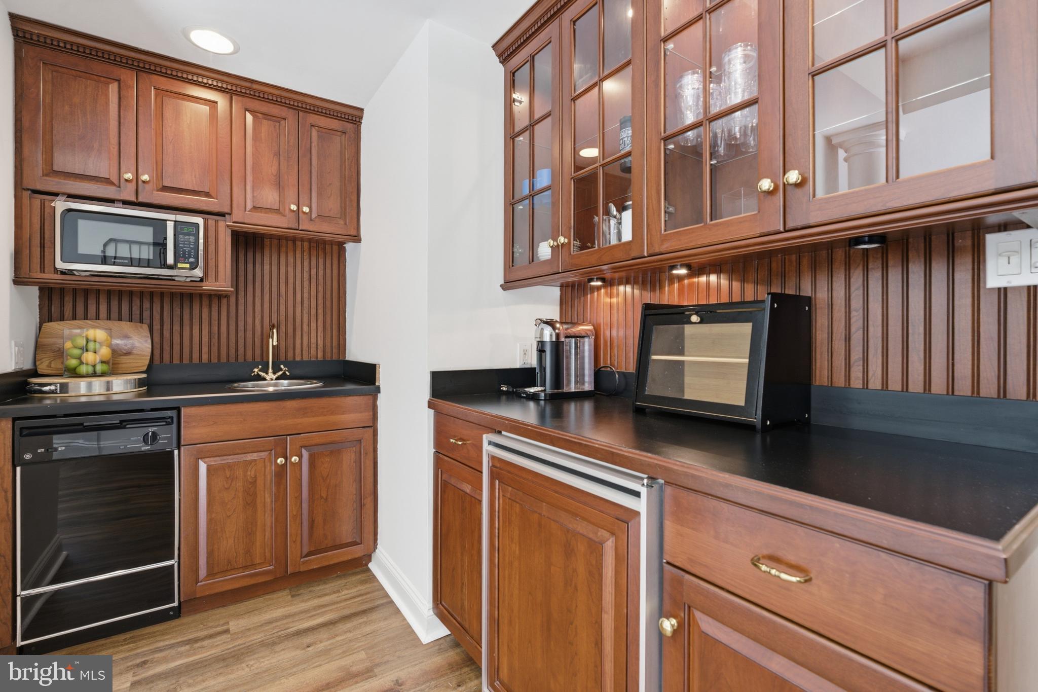 NORTHWOOD - Residential