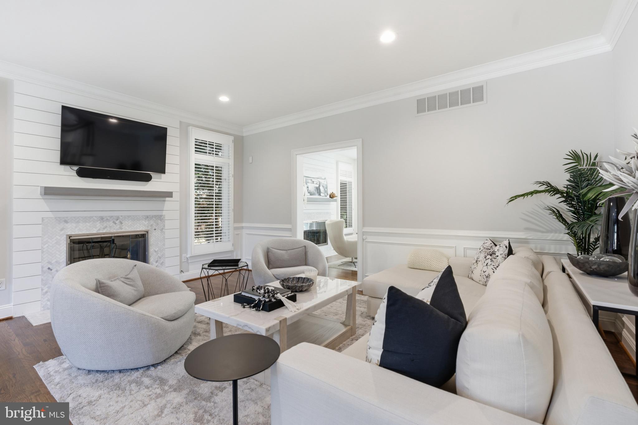 NORTHWOOD - Residential