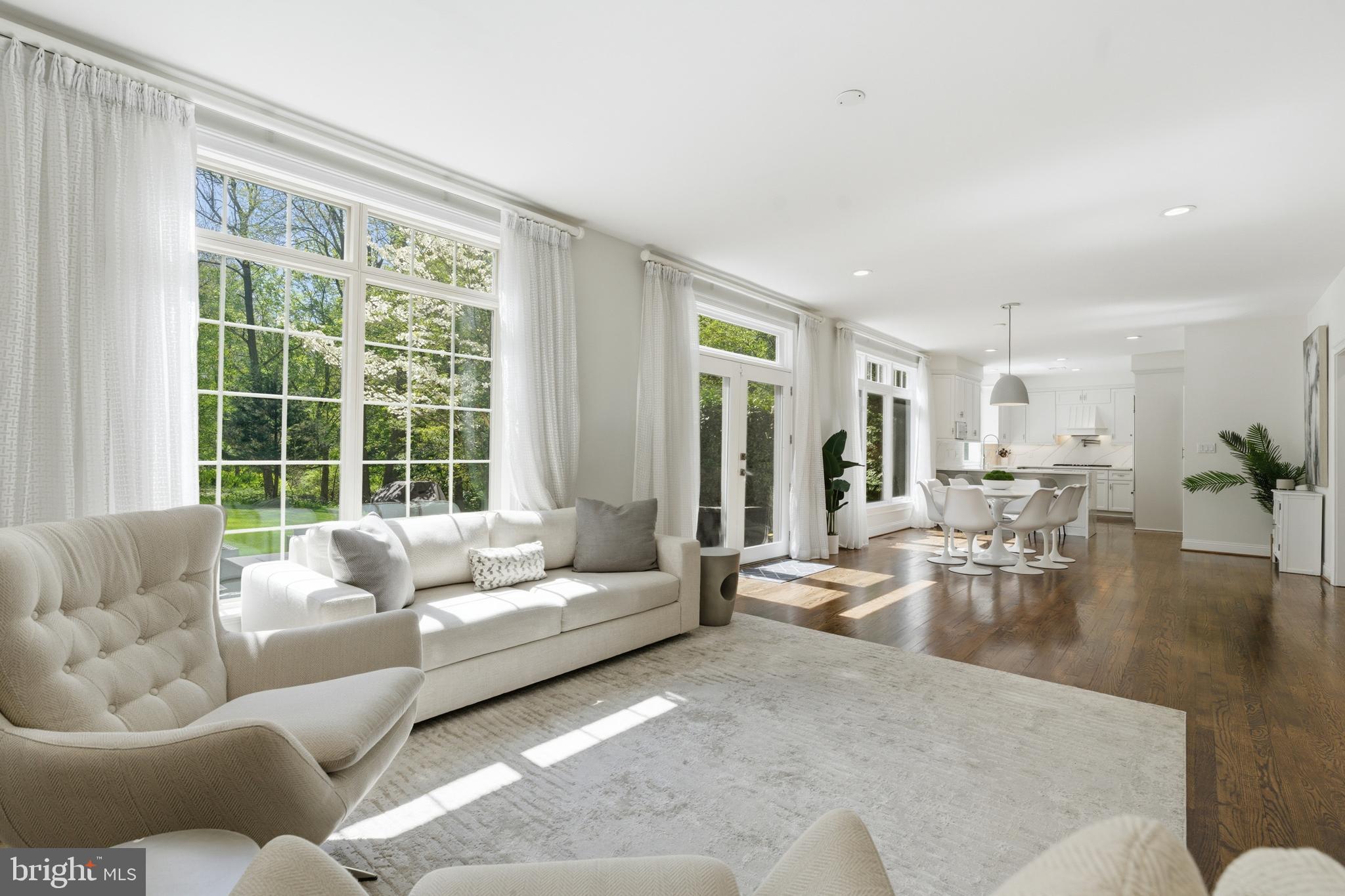 NORTHWOOD - Residential