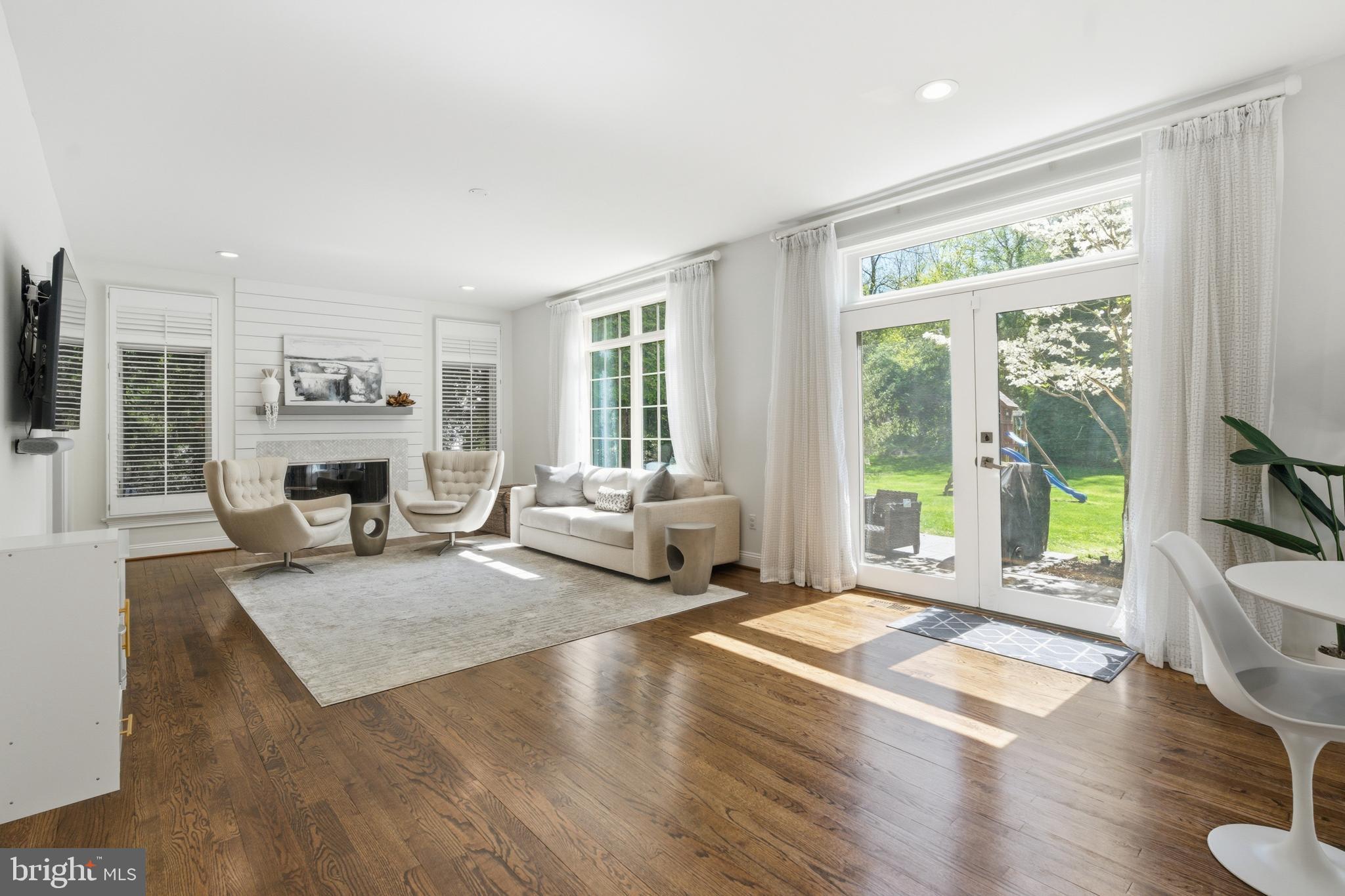 NORTHWOOD - Residential