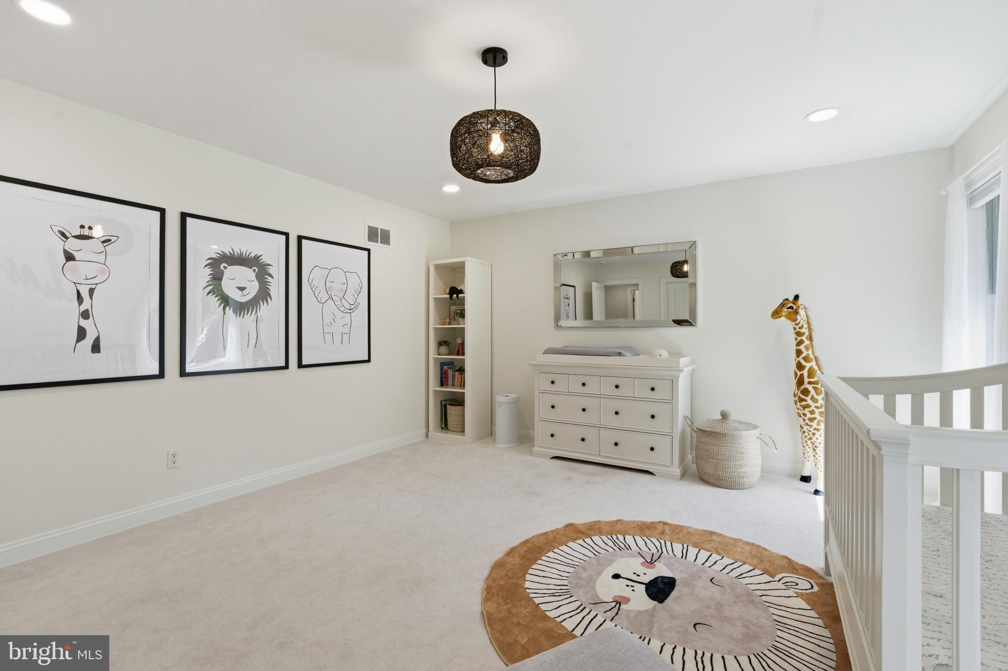 NORTHWOOD - Residential