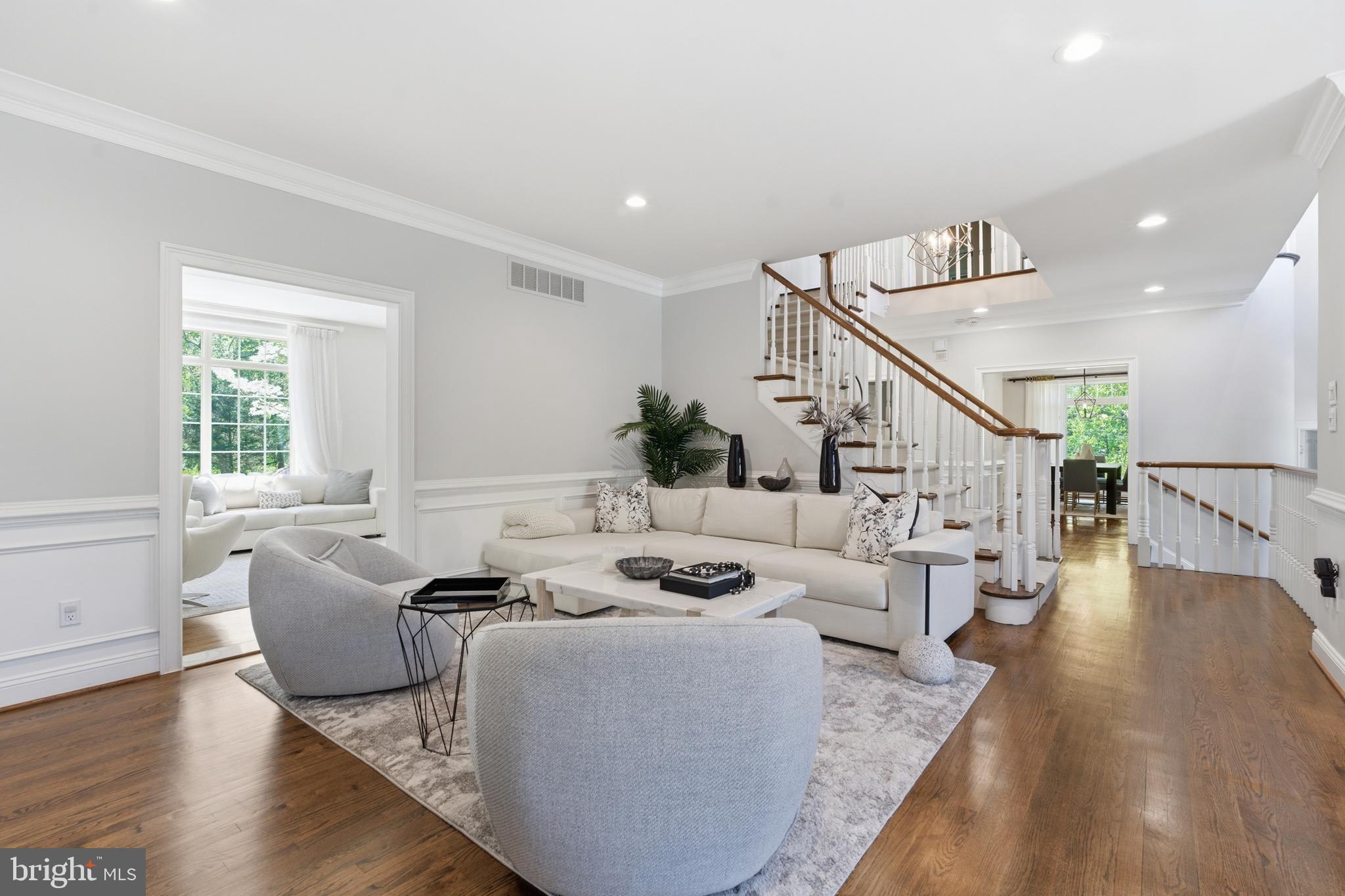 NORTHWOOD - Residential