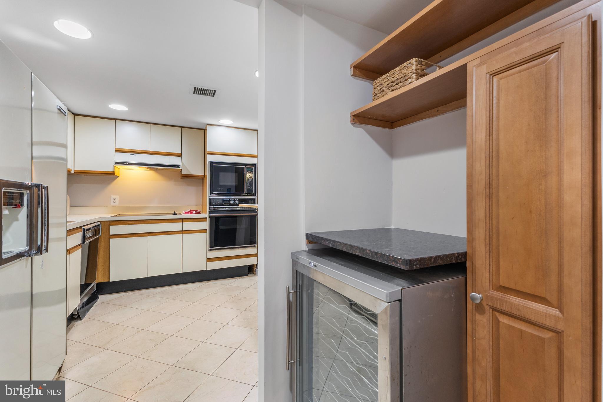 1099 22ND STREET NW 104