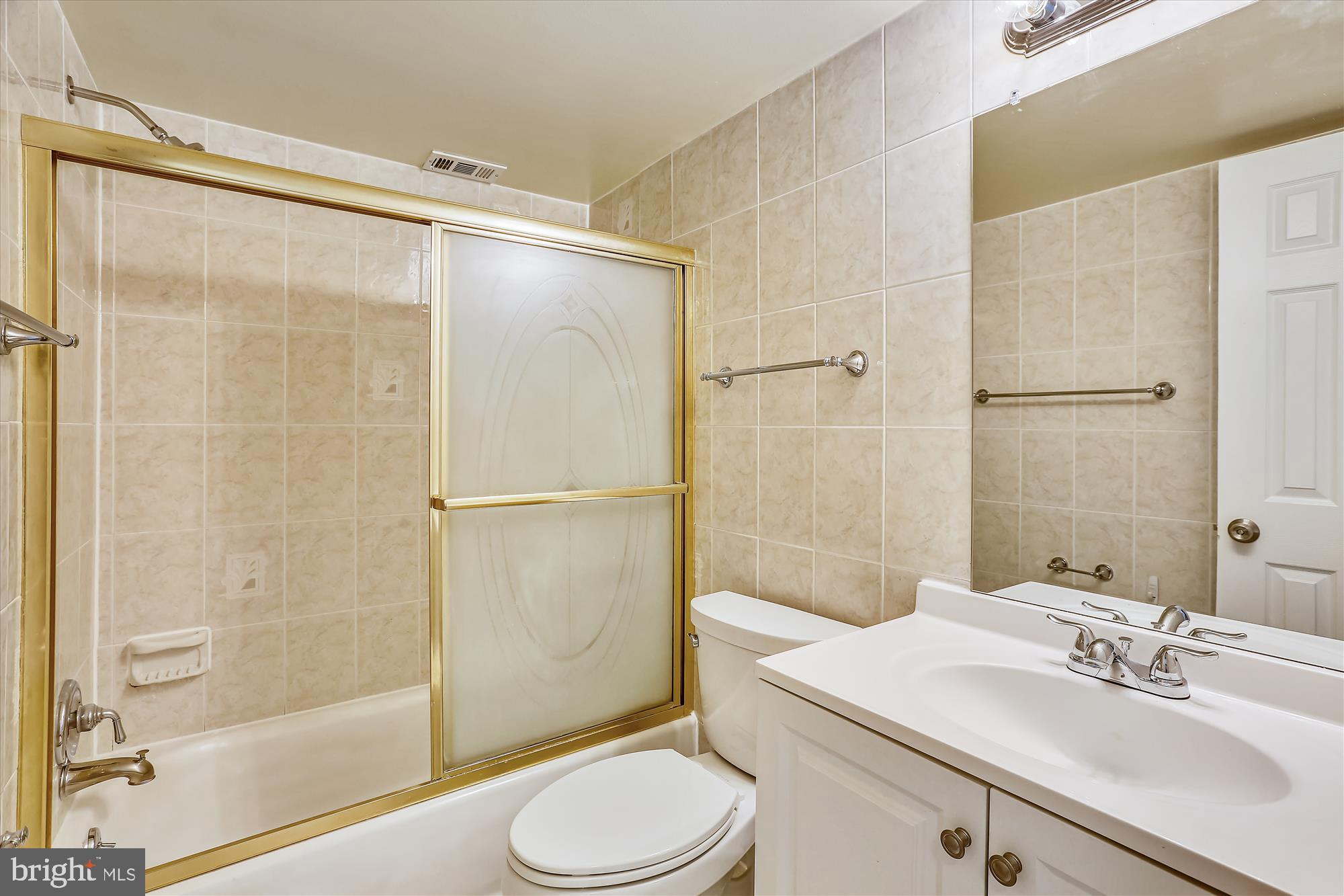 AMERICANA CENTRE - Residential